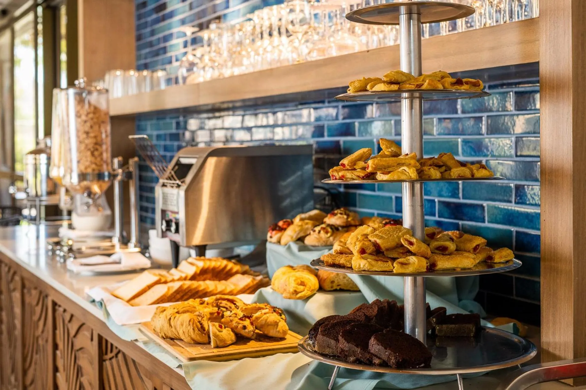 Breakfast in Margaritaville Beach Resort Playa Flamingo