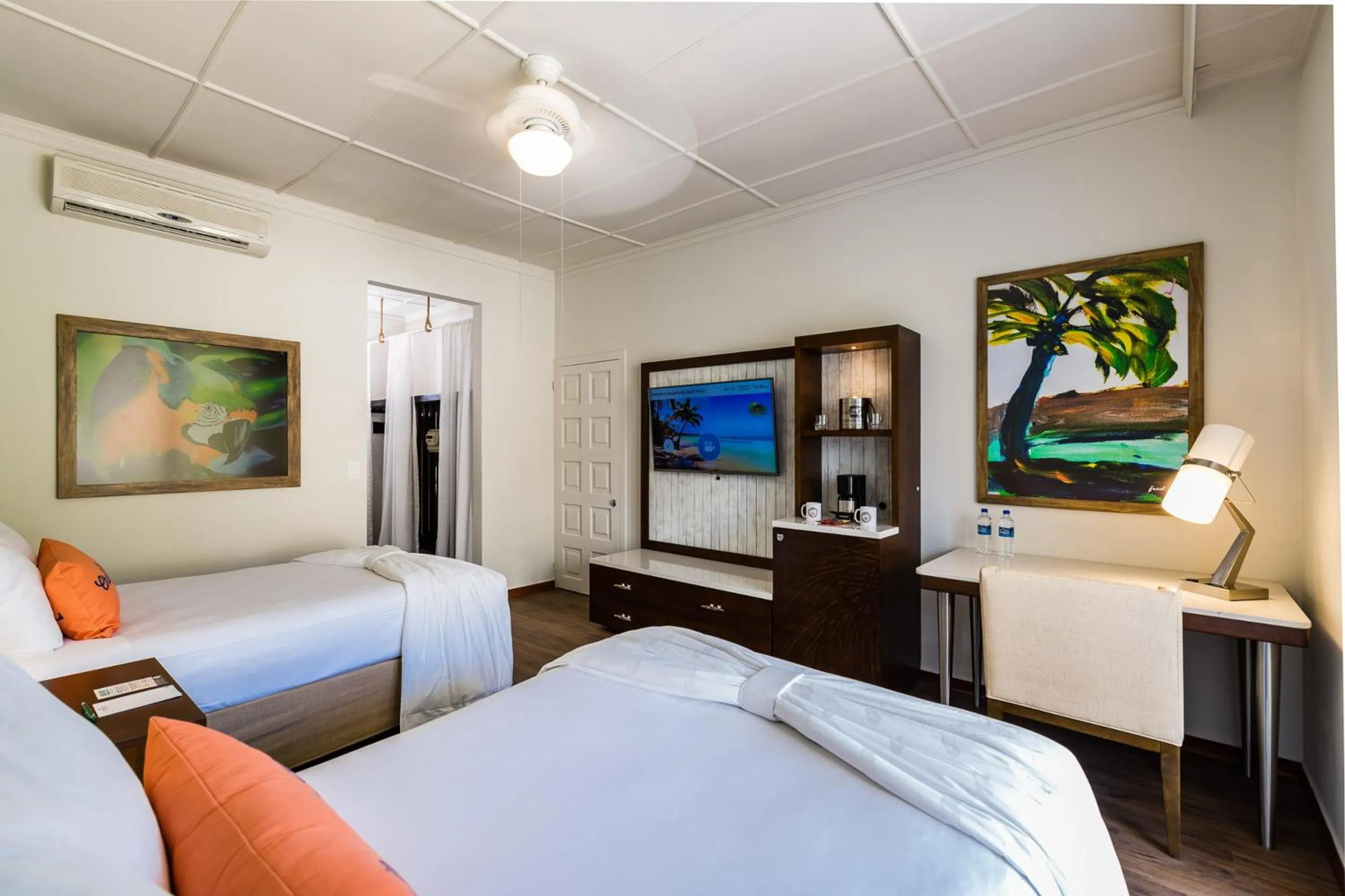 Bed in Margaritaville Beach Resort Playa Flamingo