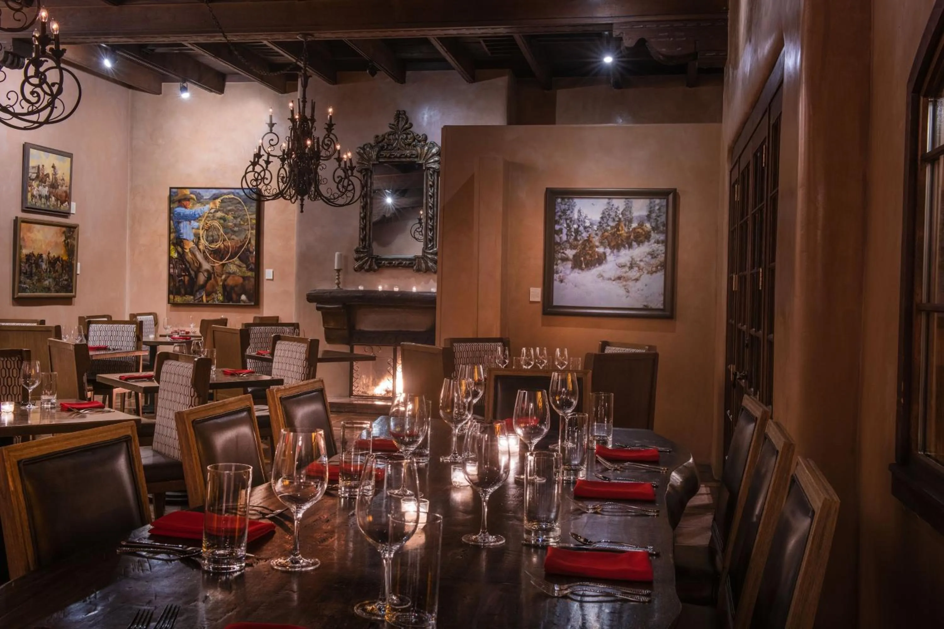 Lounge or bar in La Posada De Santa Fe, a Tribute Portfolio Resort & Spa