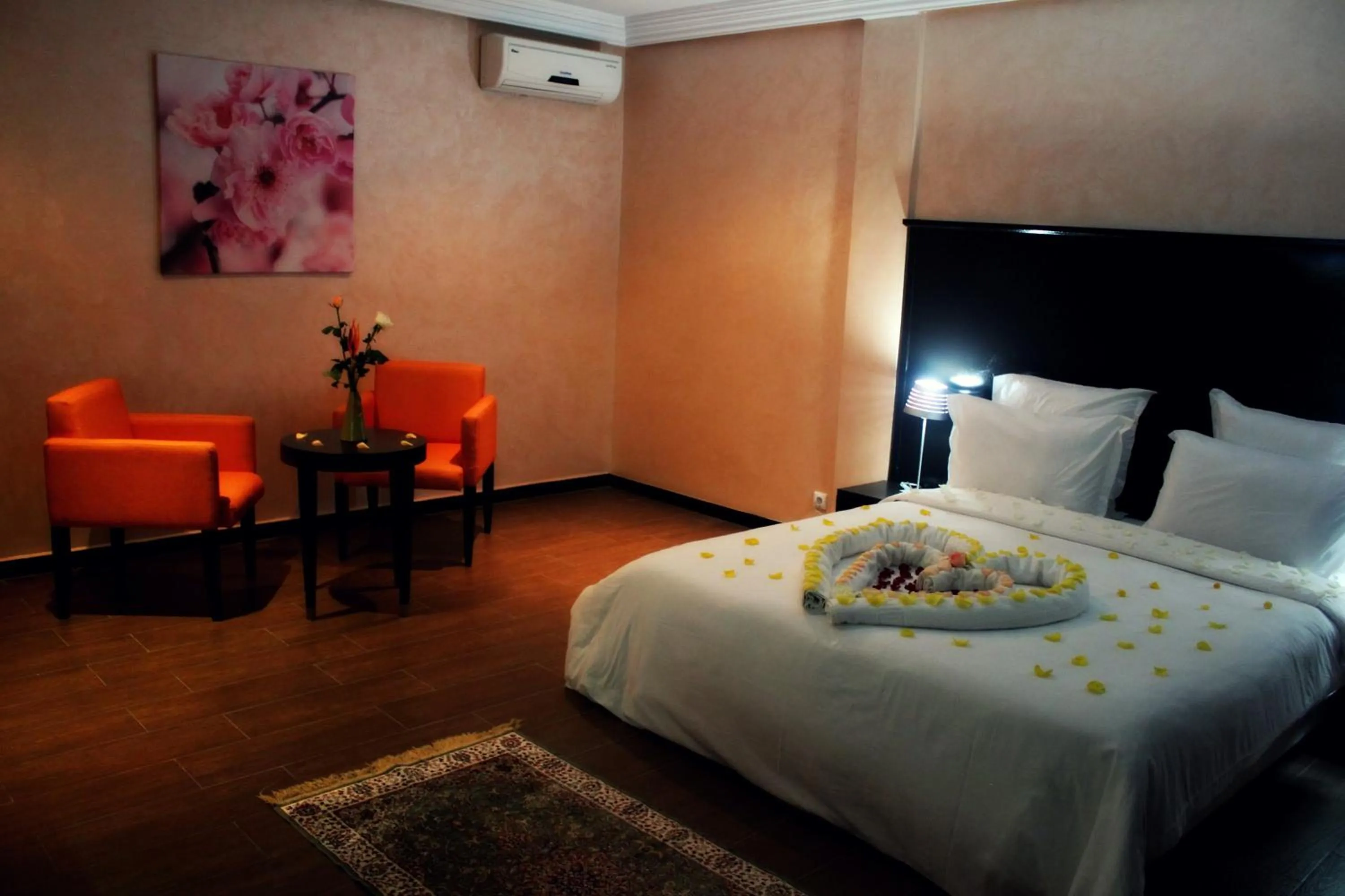 Bedroom, Bed in Ubay Hotel