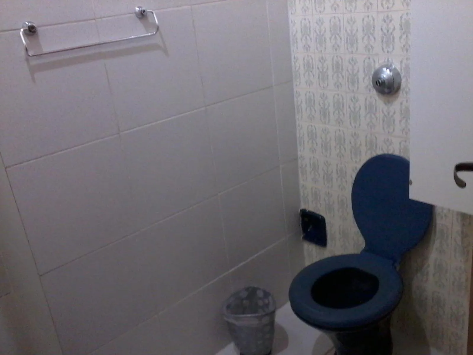 Toilet in Pousada Edson