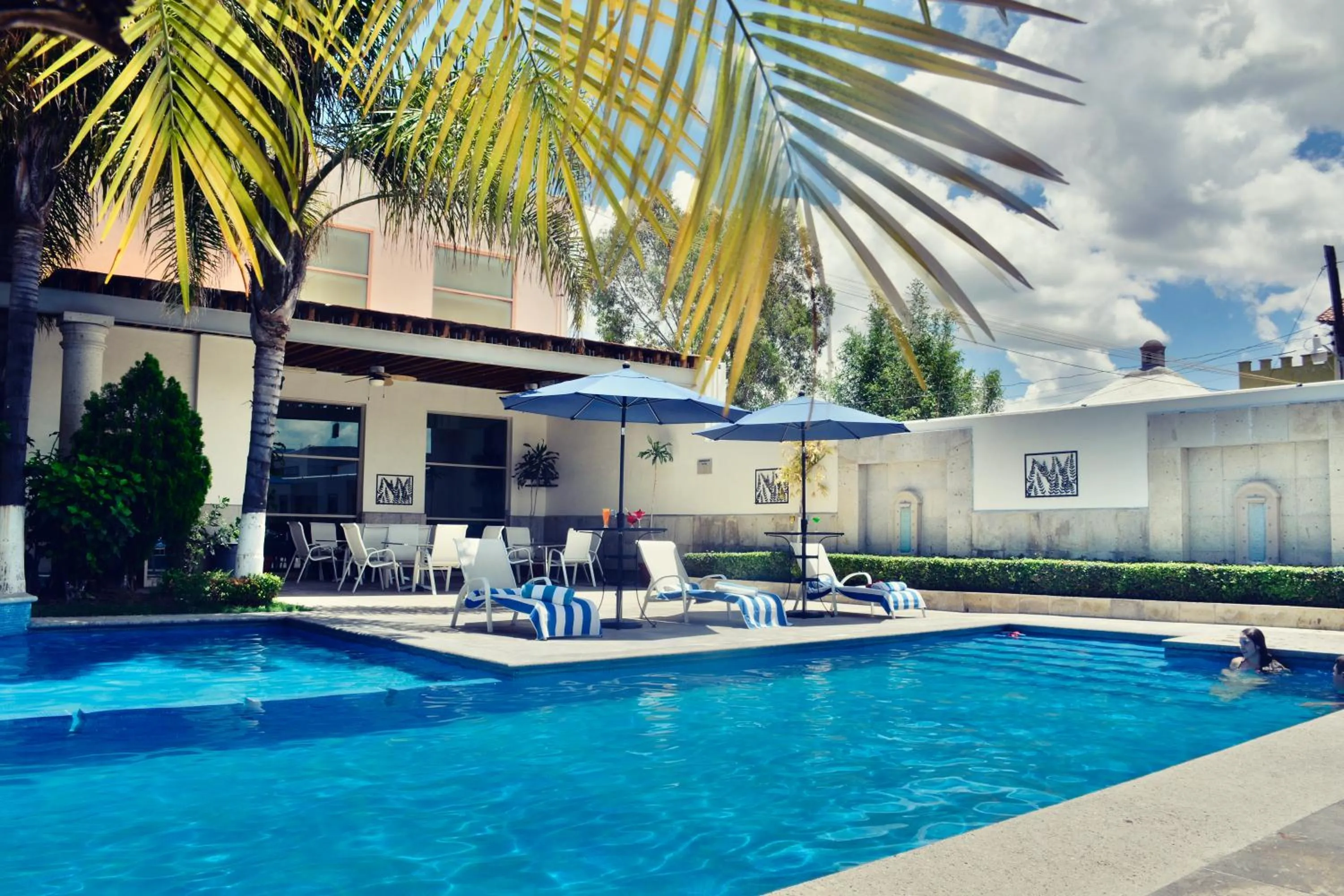 Swimming pool in Hotel San Carlos Tequisquiapan