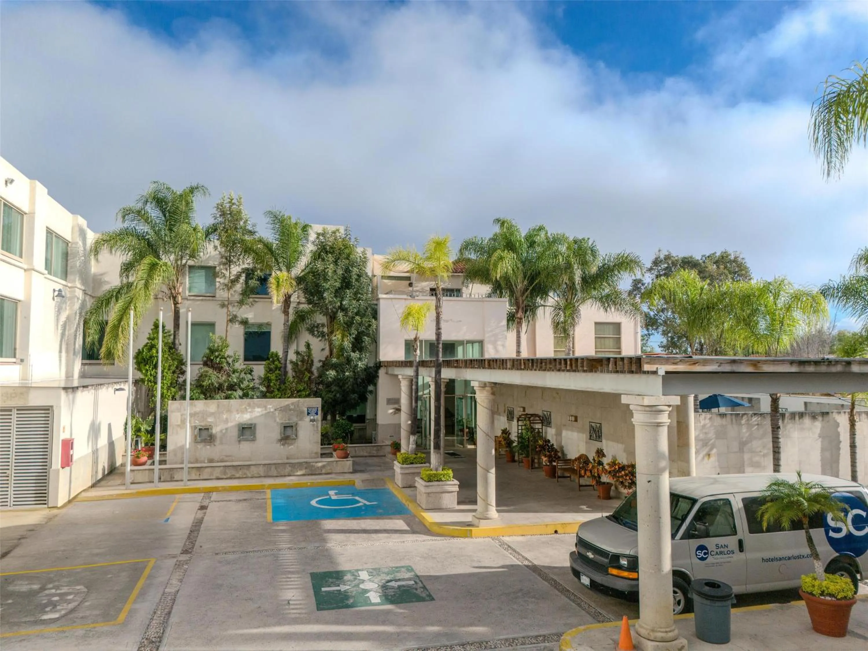 Property building in Hecthorny San Carlos Tequisquiapan, BW Signature Collection