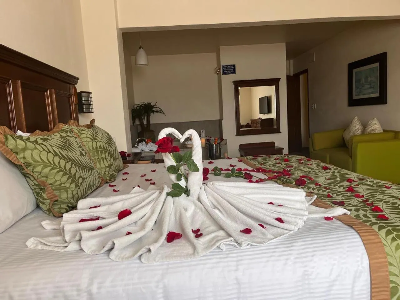 Bed in Hotel San Carlos Tequisquiapan