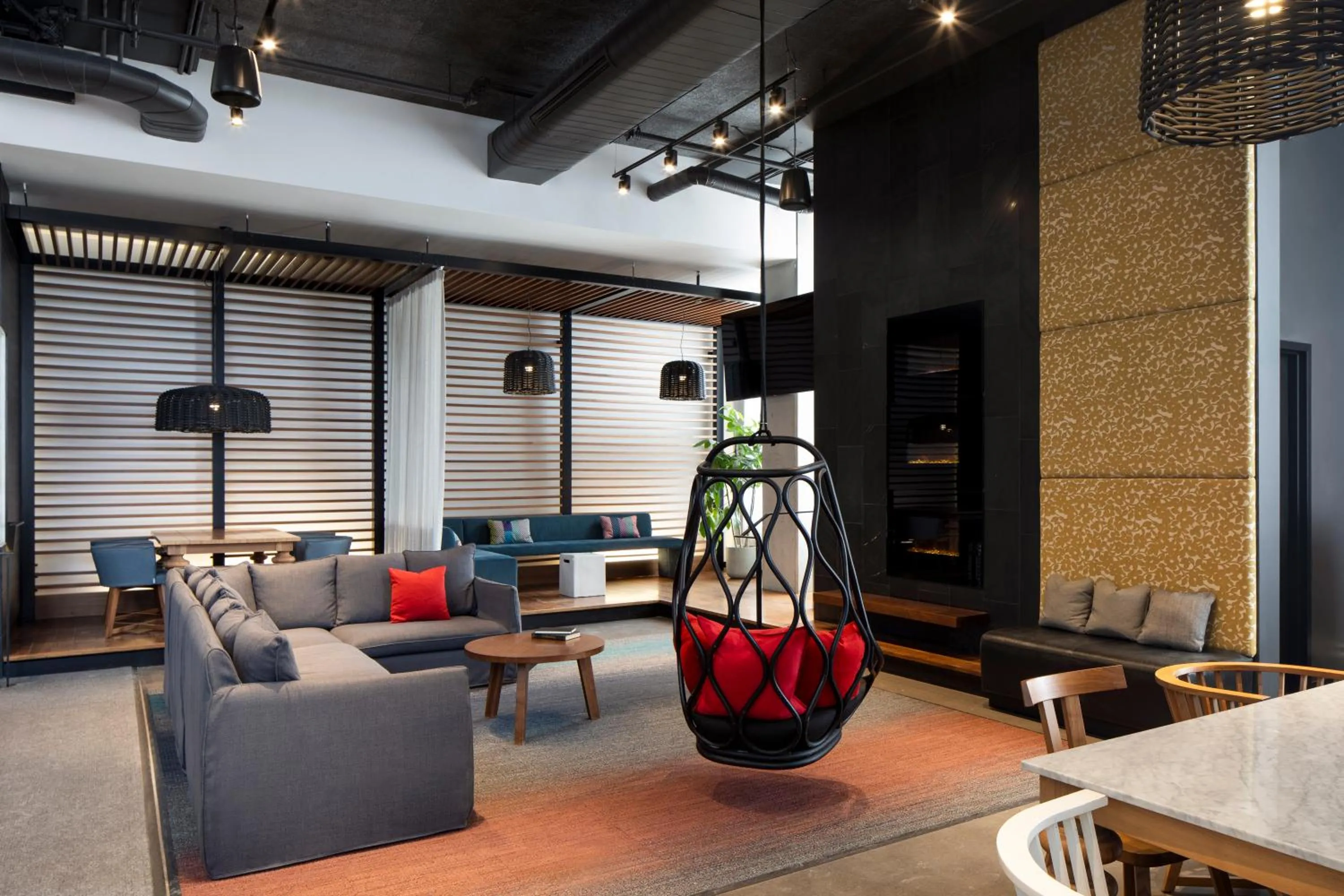 Alt Hotel Toronto Airport