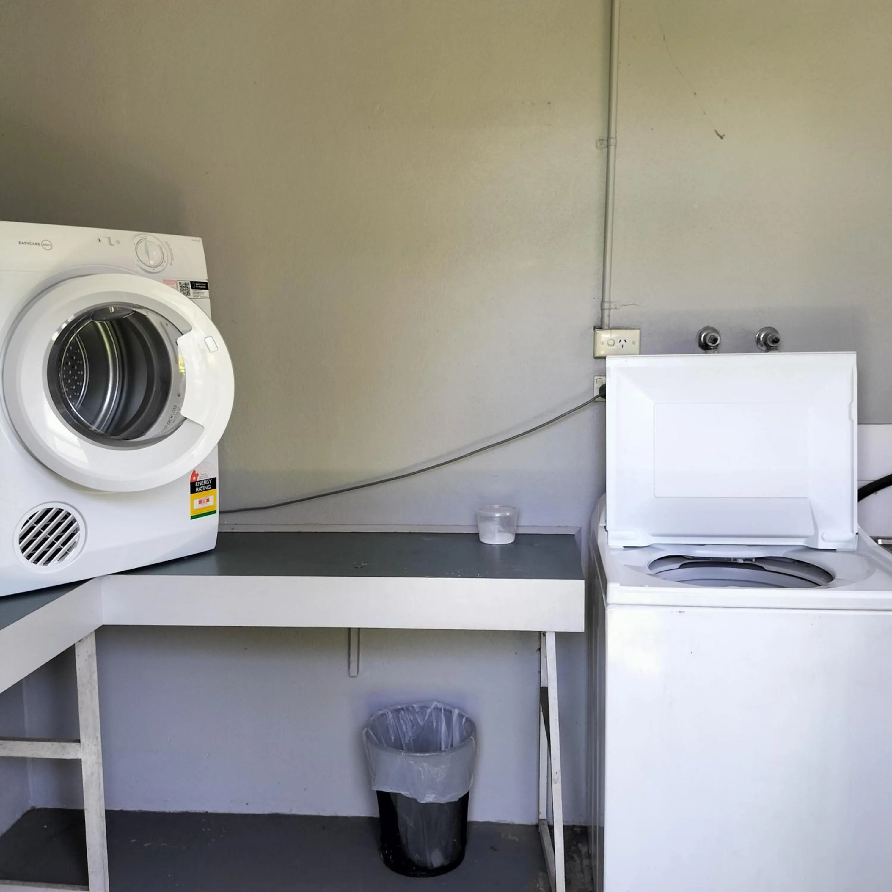 washing machine in Wangaratta Motor Inn