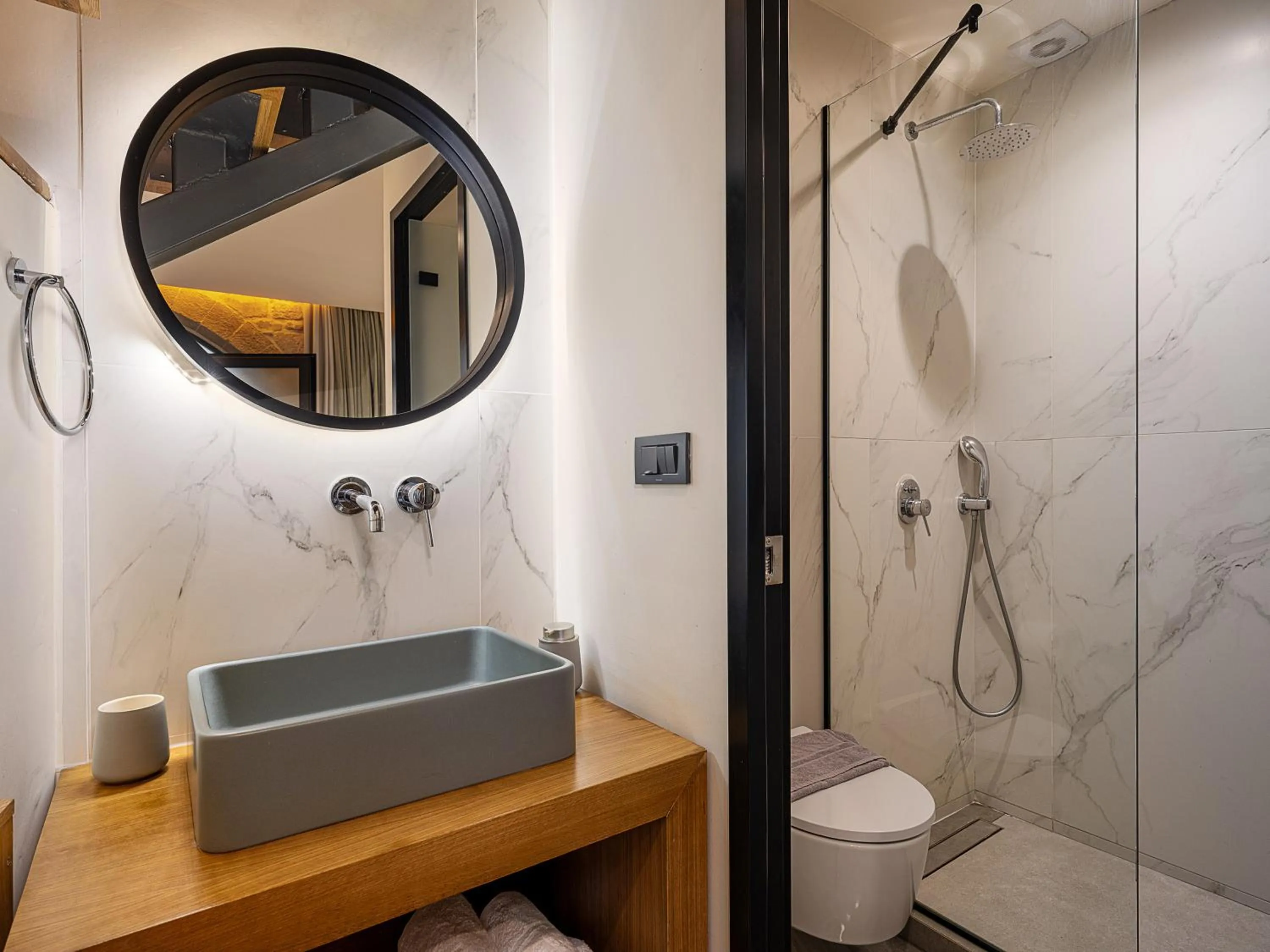 Bathroom in Casa D'Irene Deluxe Hotel