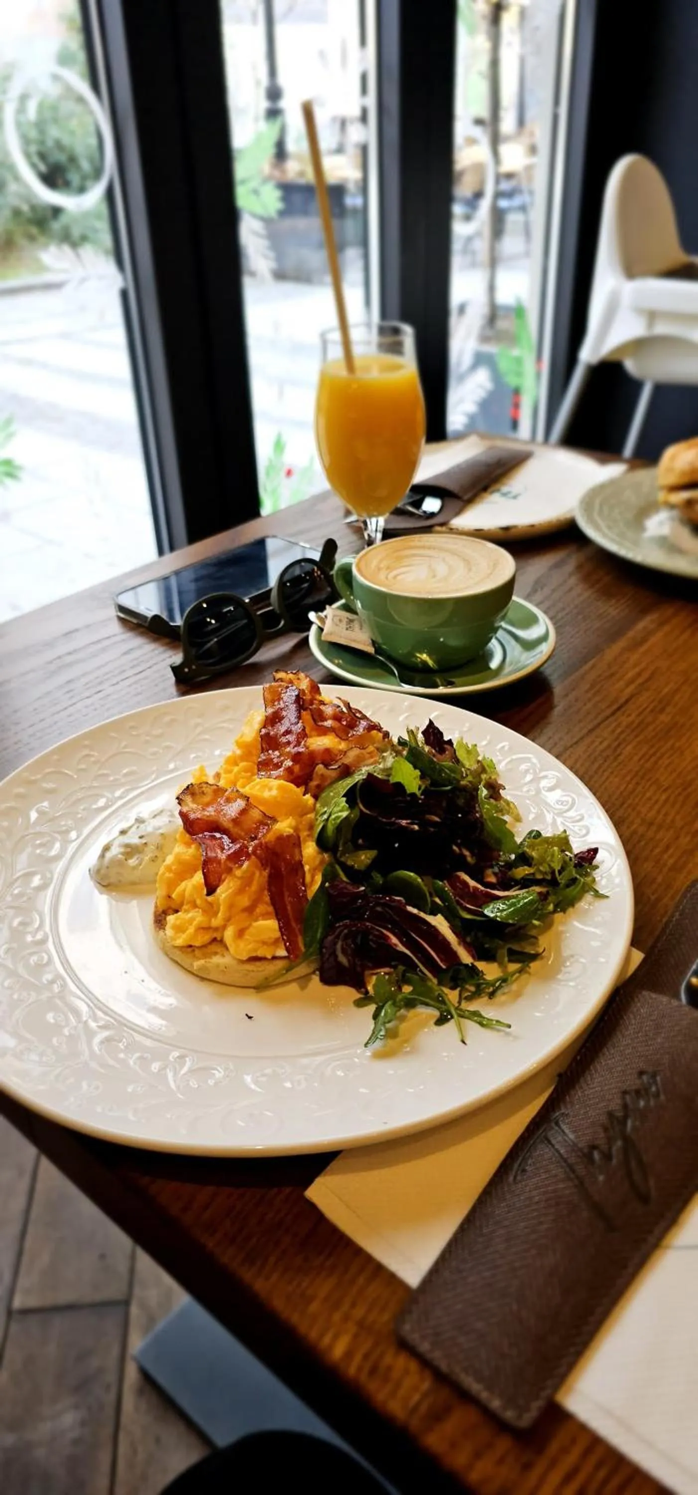 Food and drinks in SuperB Luxury Suites