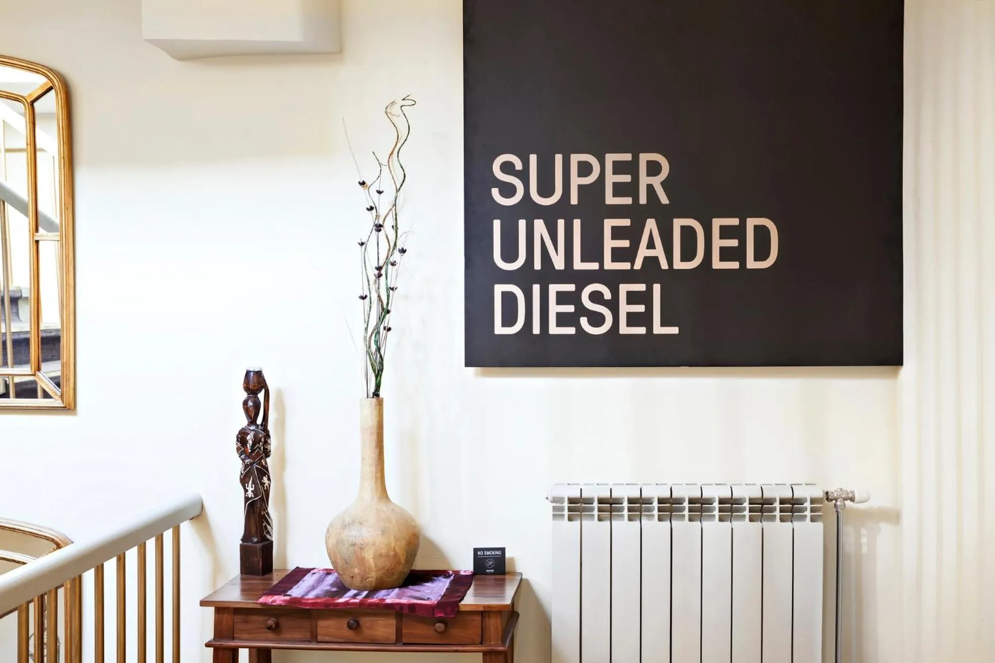 Decorative detail in SuperB Luxury Suites