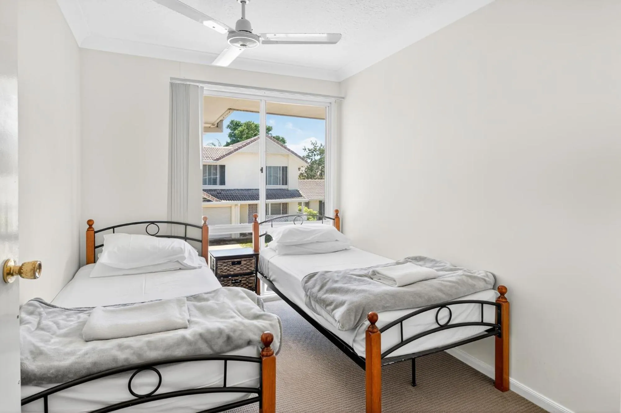 Bed in Isle Of Palms Resort