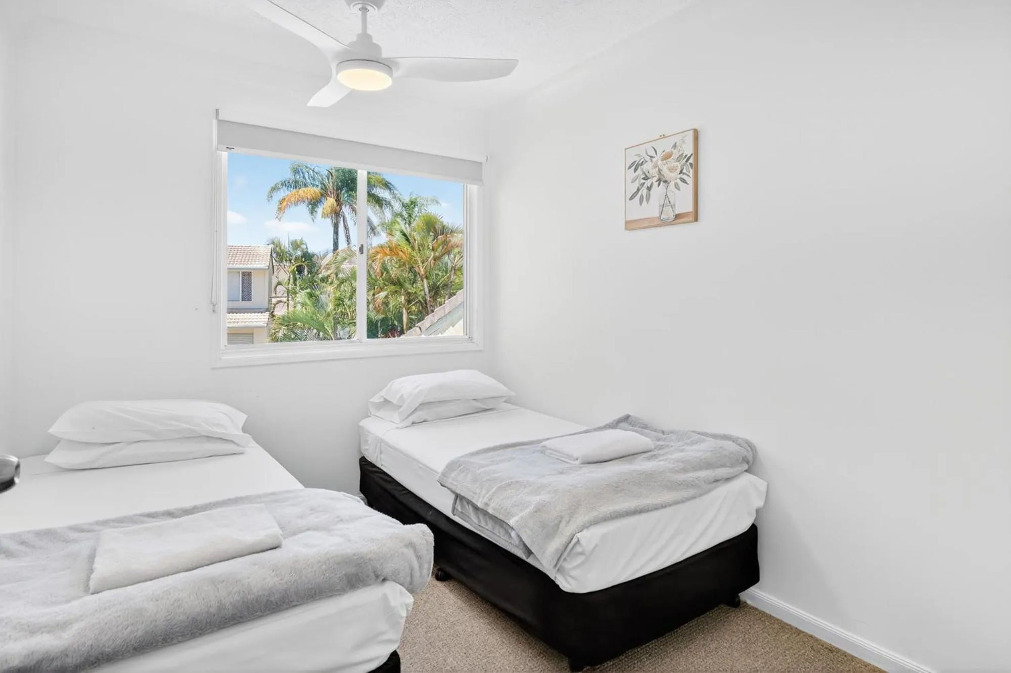 Bed in Isle Of Palms Resort