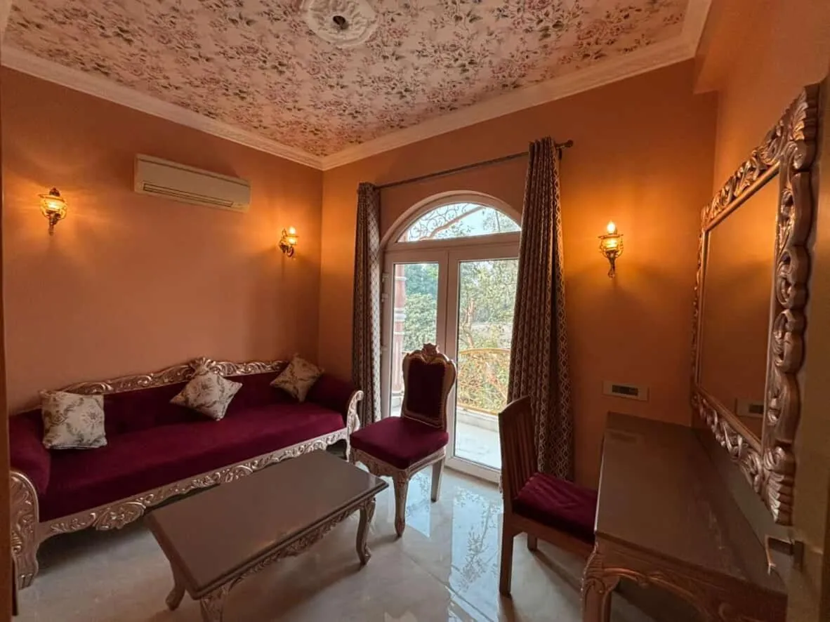 Ray of Maya near to taj mahal