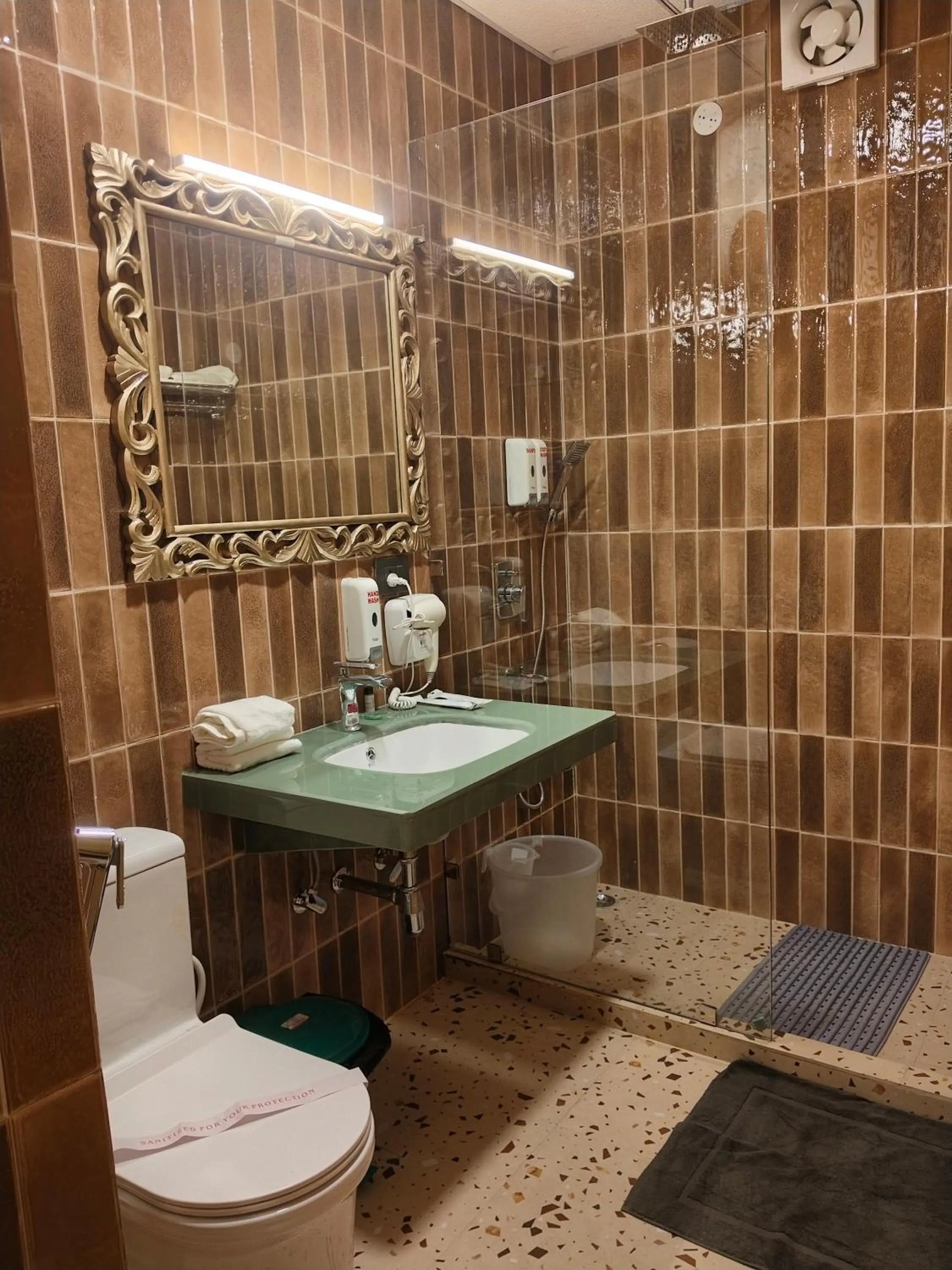 Ray of Maya near to taj mahal