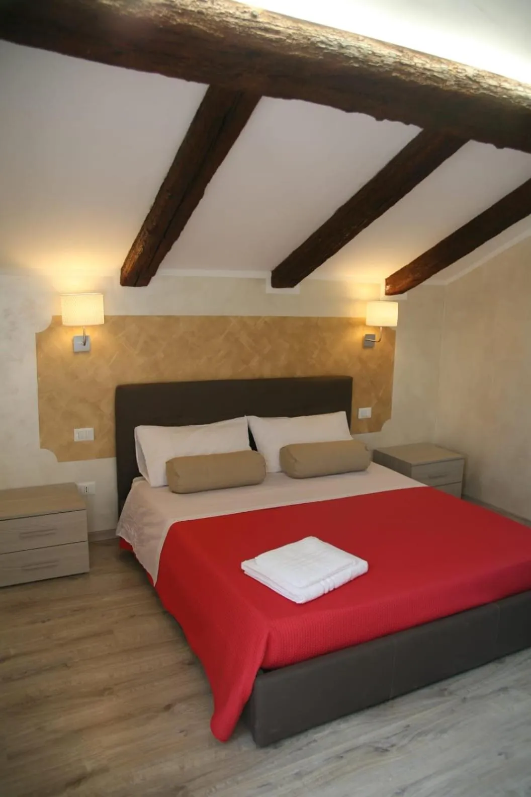 Bed in Red Lion Guest House