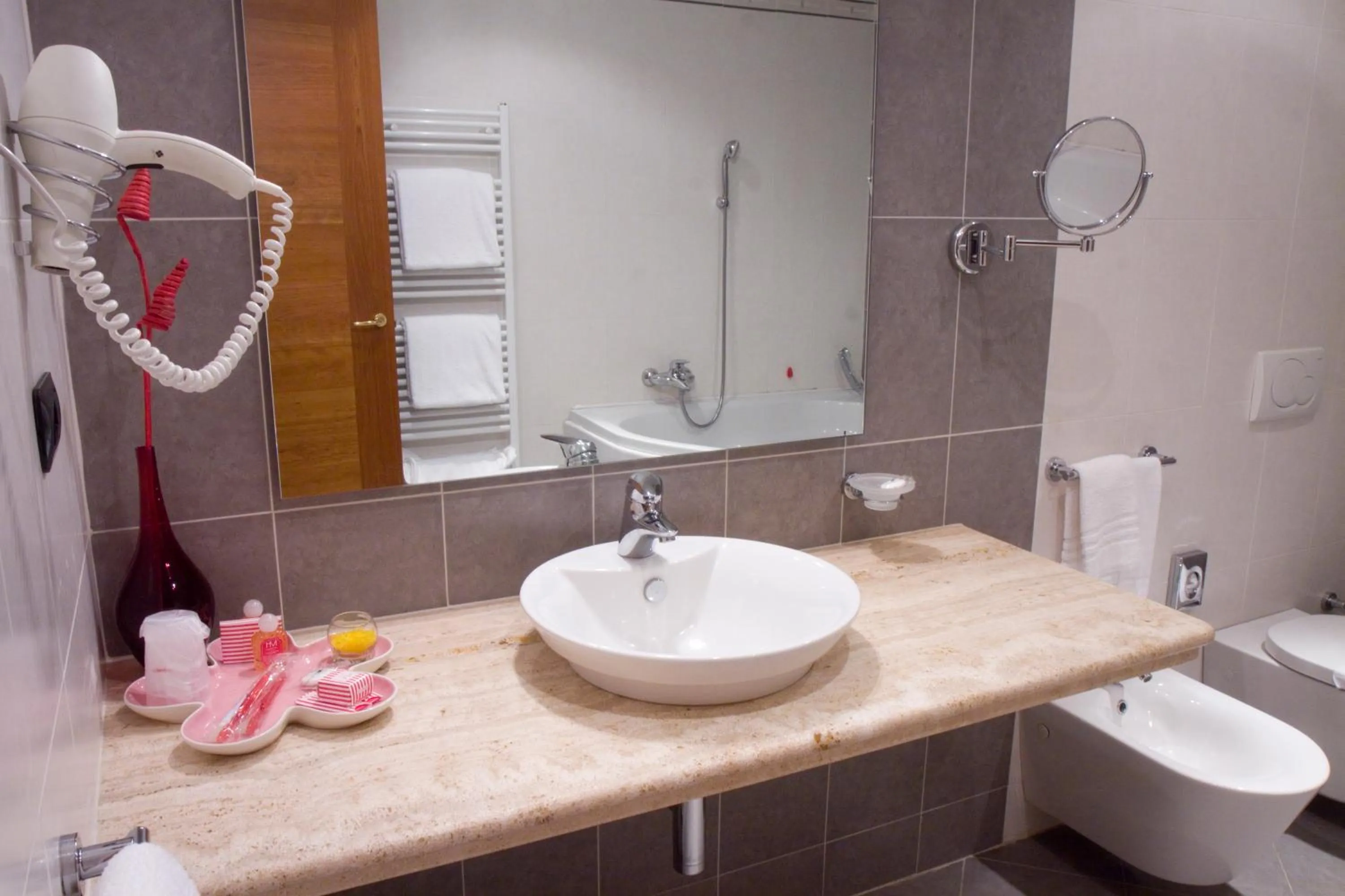 Bathroom in HM MotelHotel