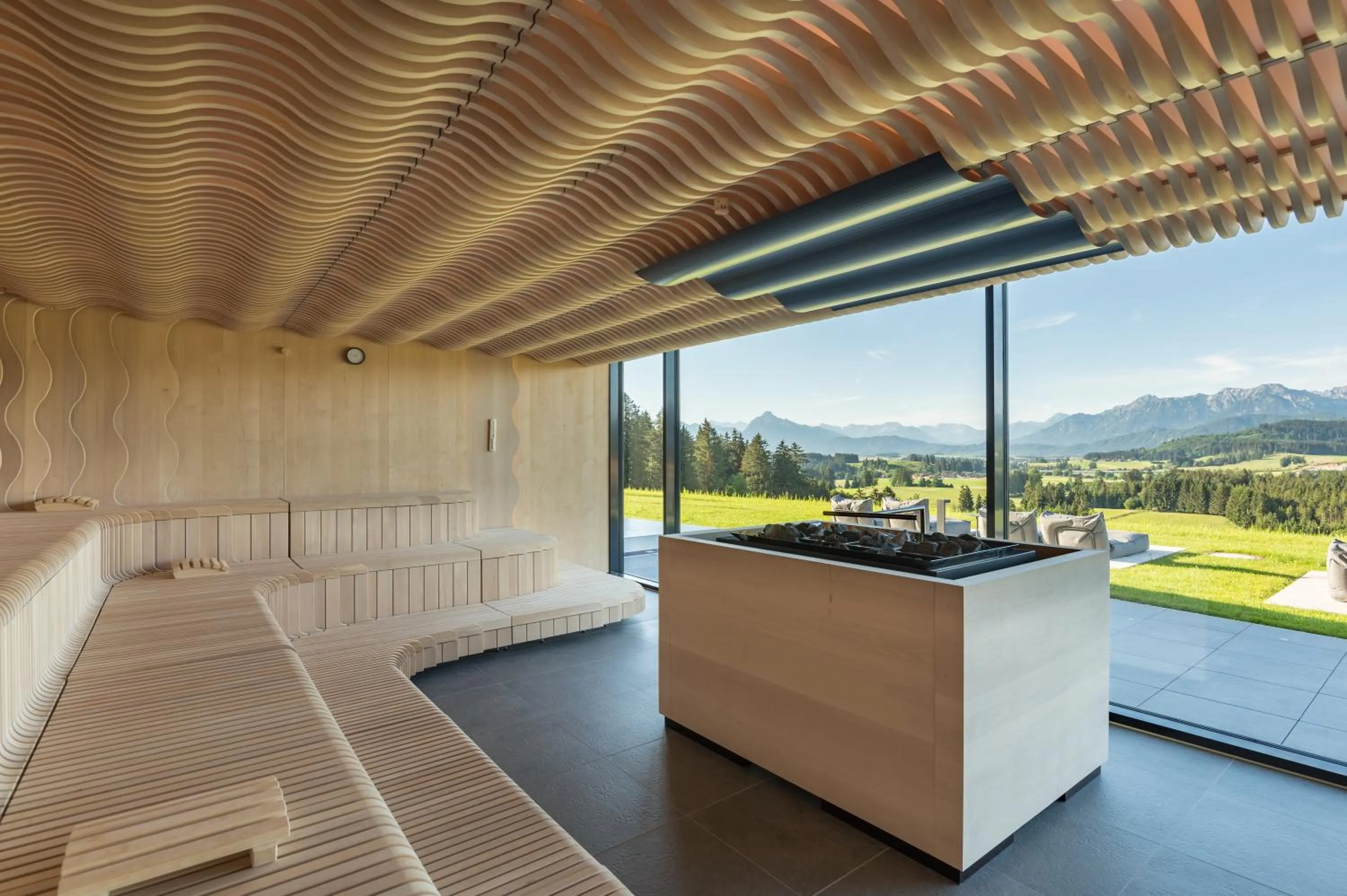 Swimming pool in PANORAMA Allgäu Spa Resort