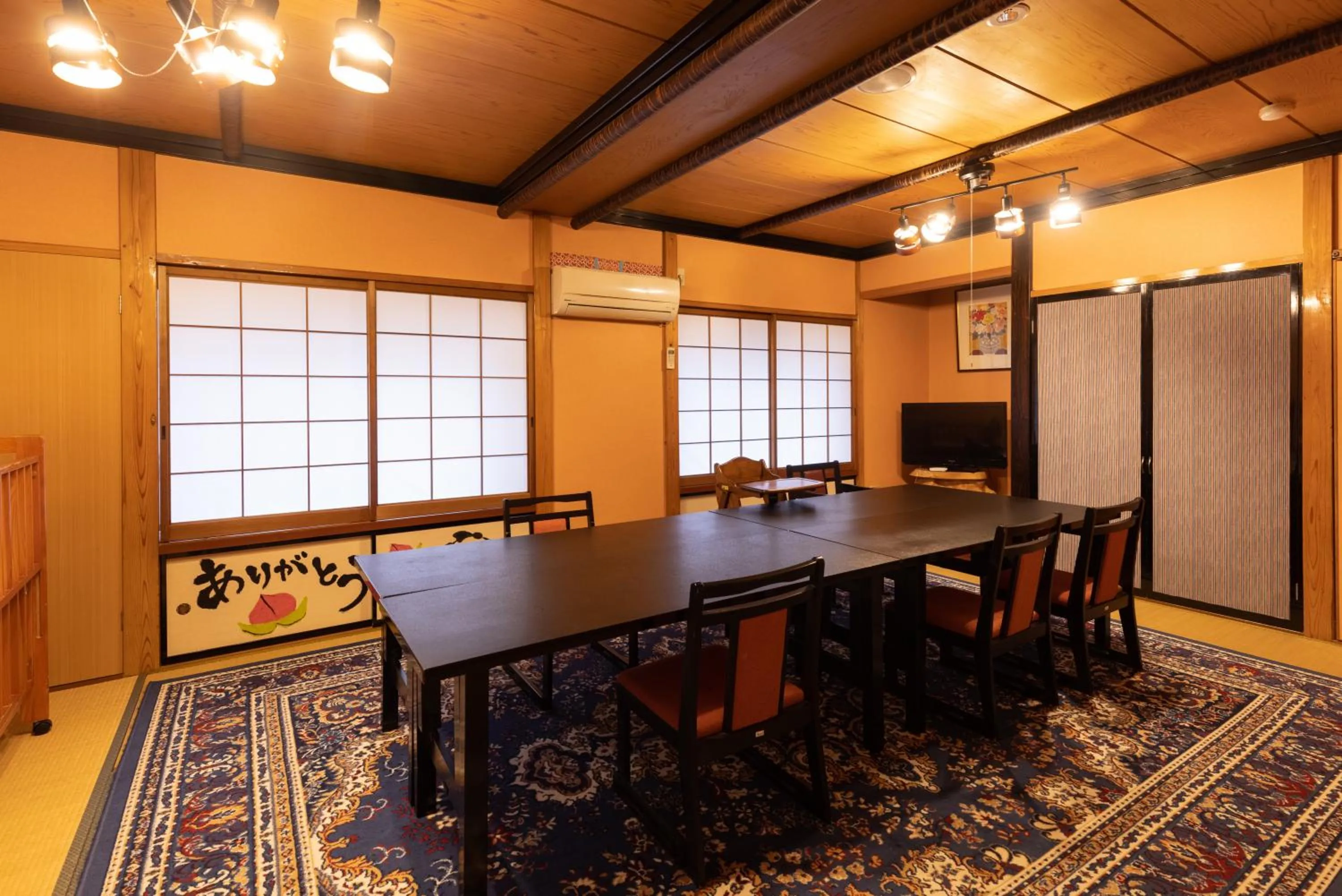 Restaurant/places to eat in Niemonya