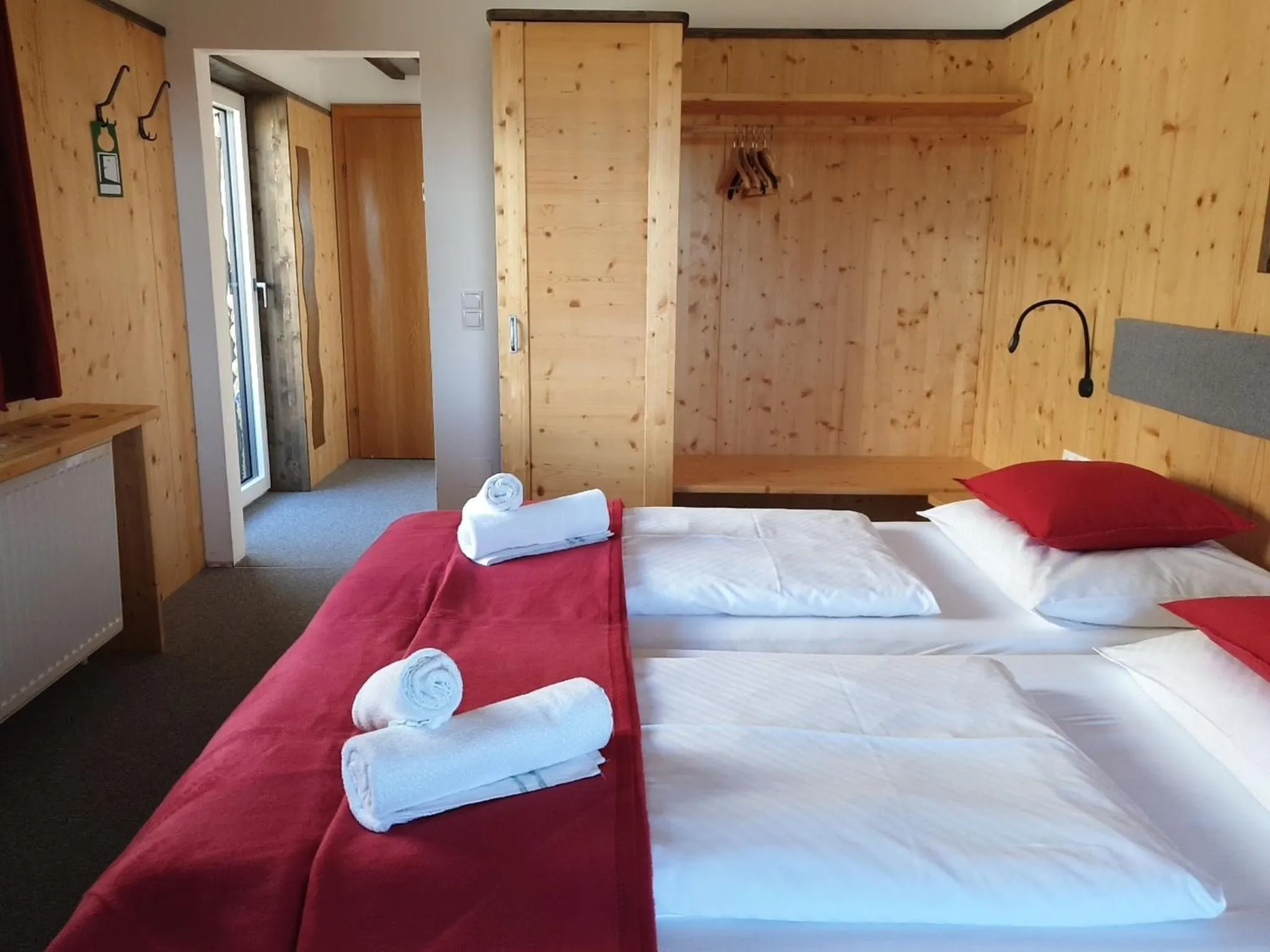 Bed in Berghotel Türlwand