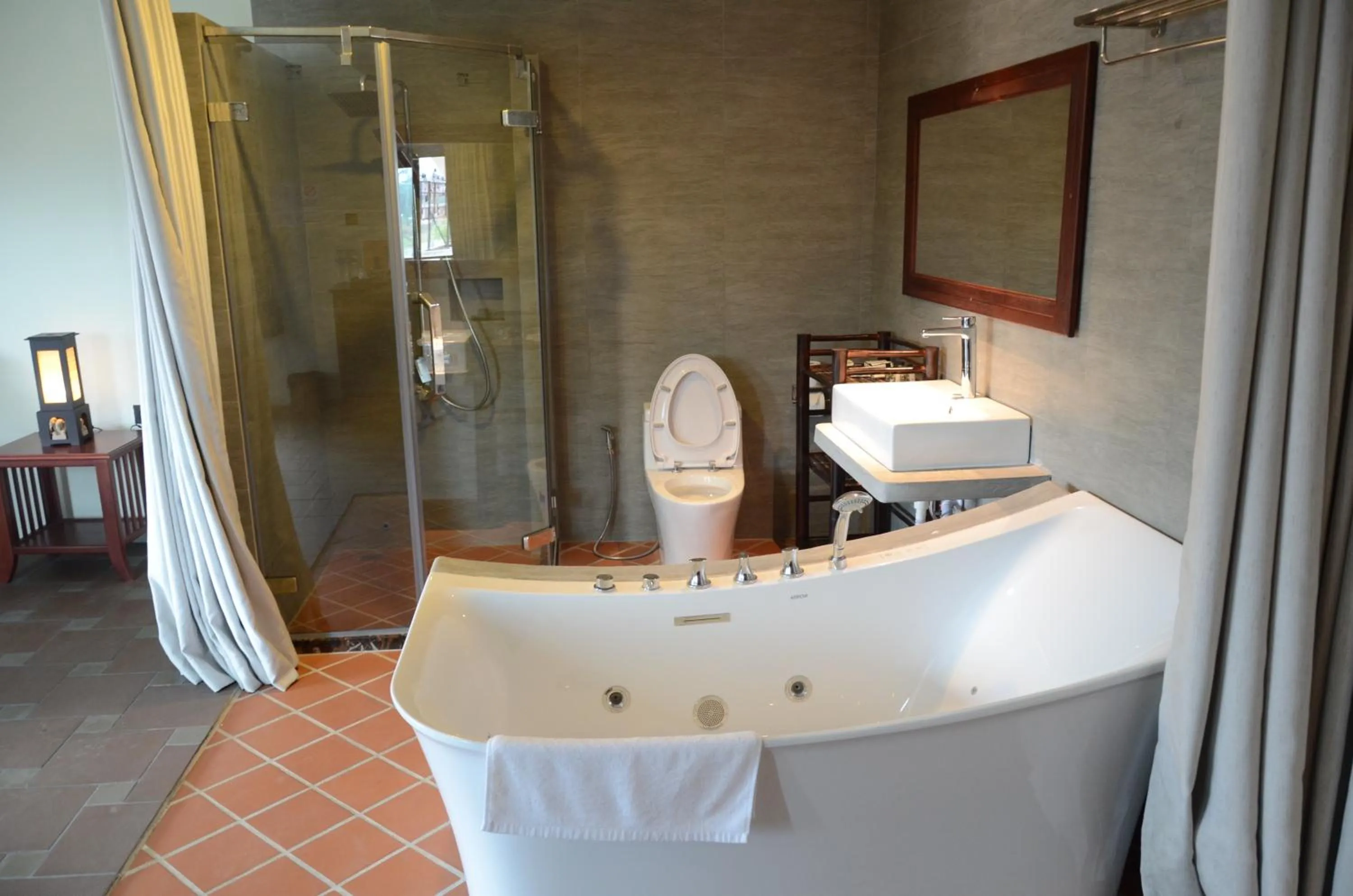 Shower in Saksiri Riverside Boutique Hotel