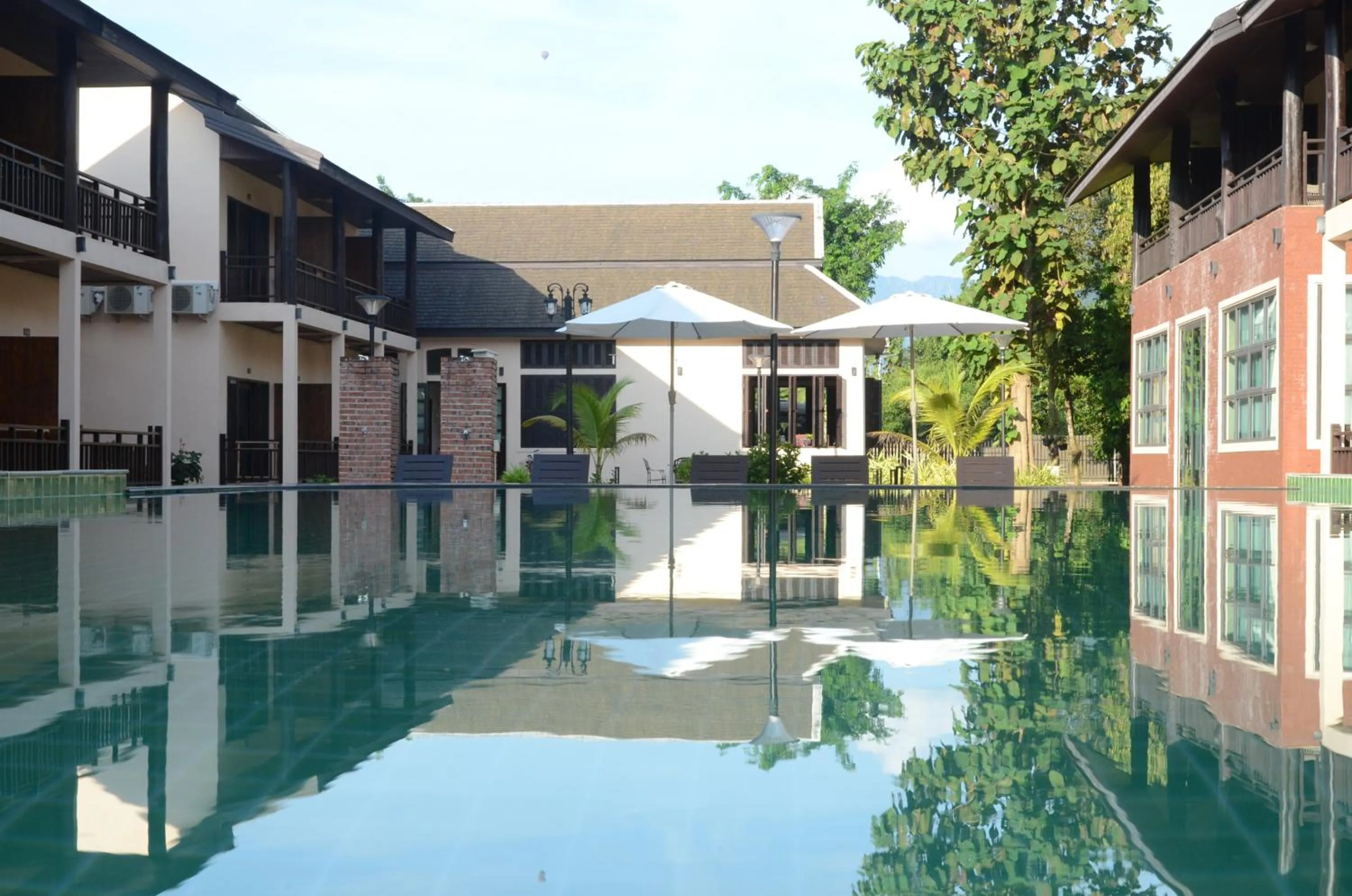 Swimming pool in Saksiri Riverside Boutique Hotel