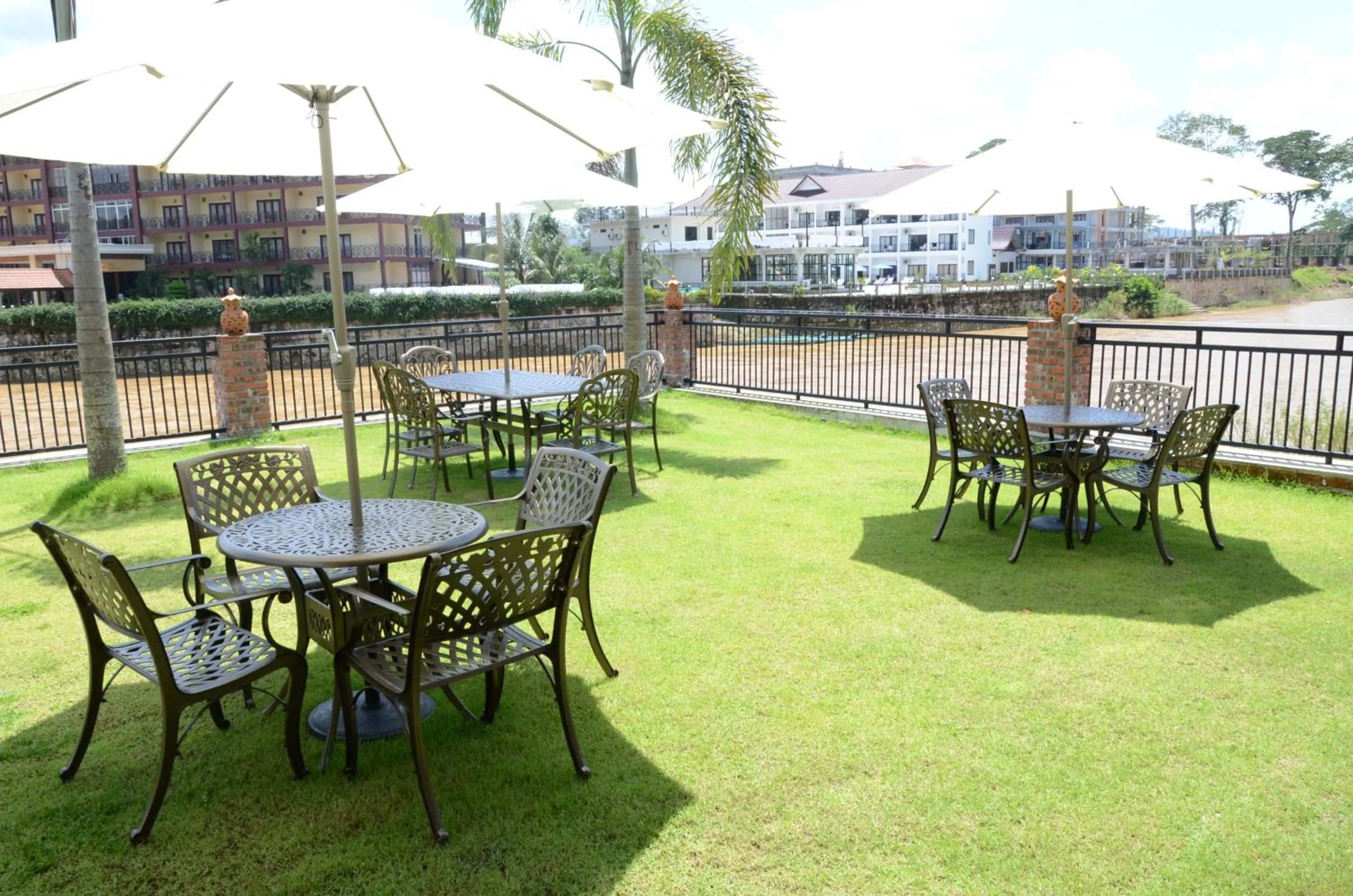 Patio in Saksiri Riverside Boutique Hotel