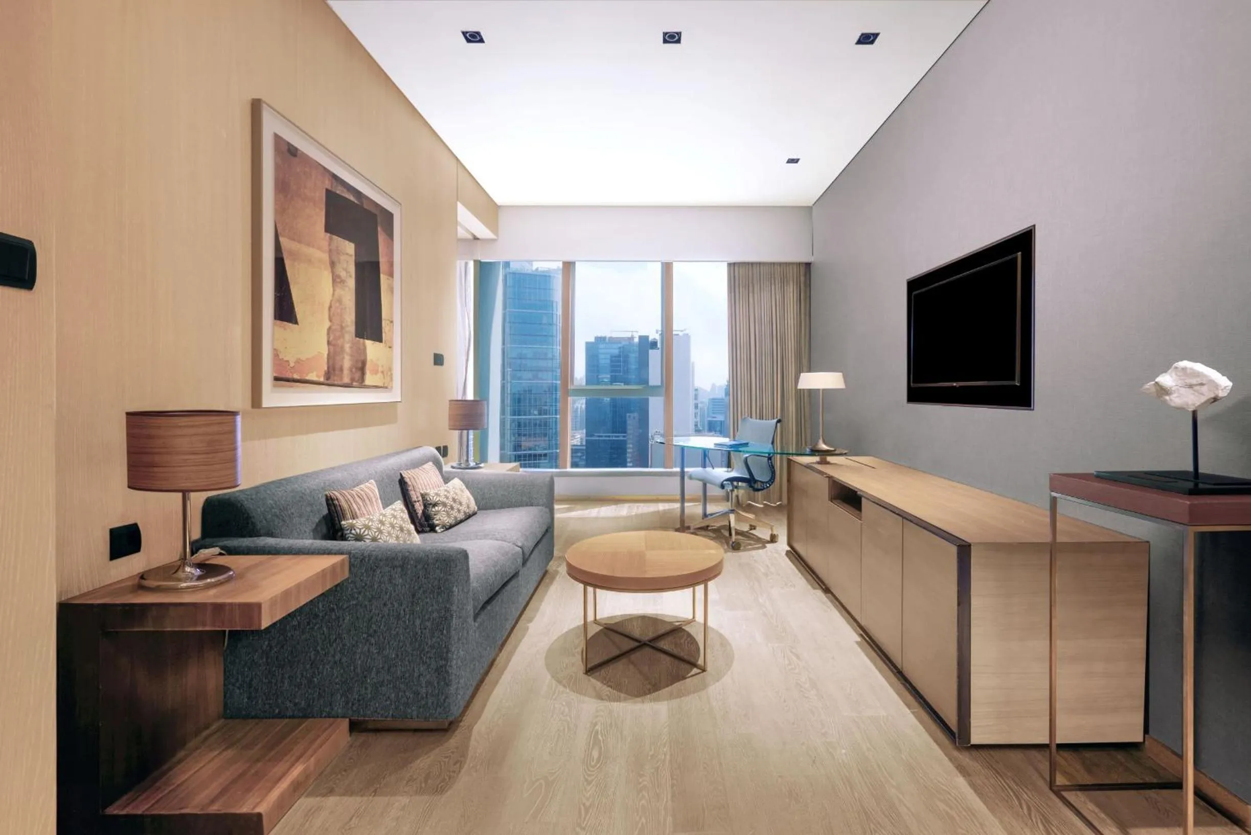 TV and multimedia in Nina Hotel Kowloon East