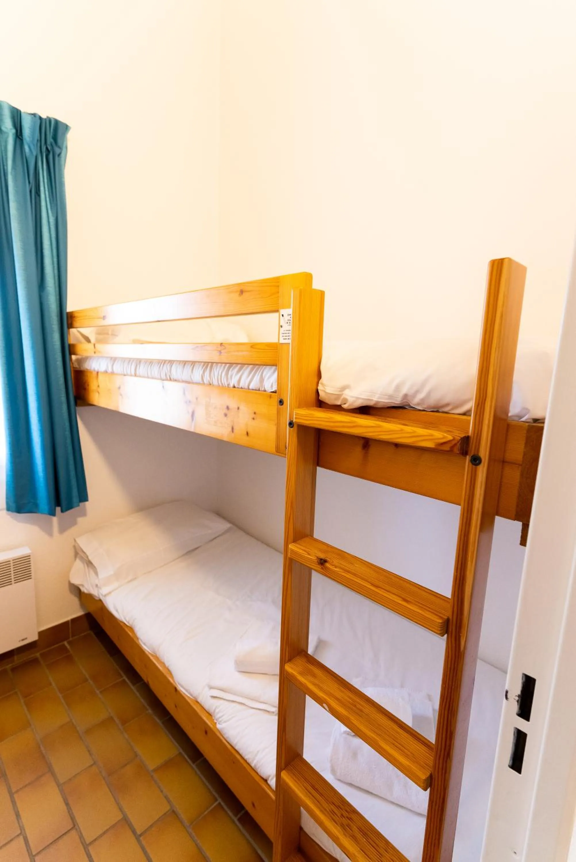 bunk bed, Bed in Azureva Le Grau du Roi