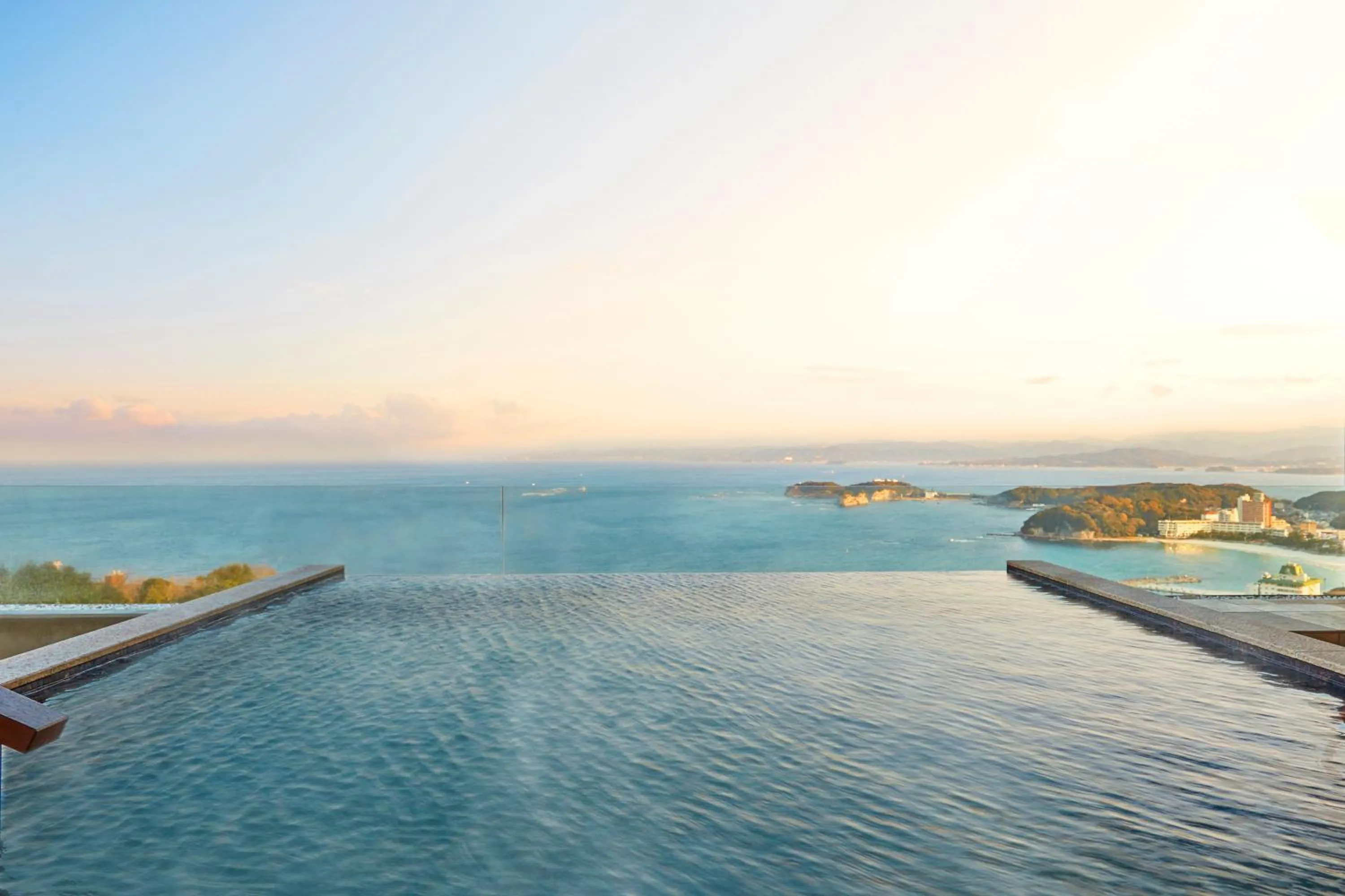 Open Air Bath in Infinito Hotel and Spa