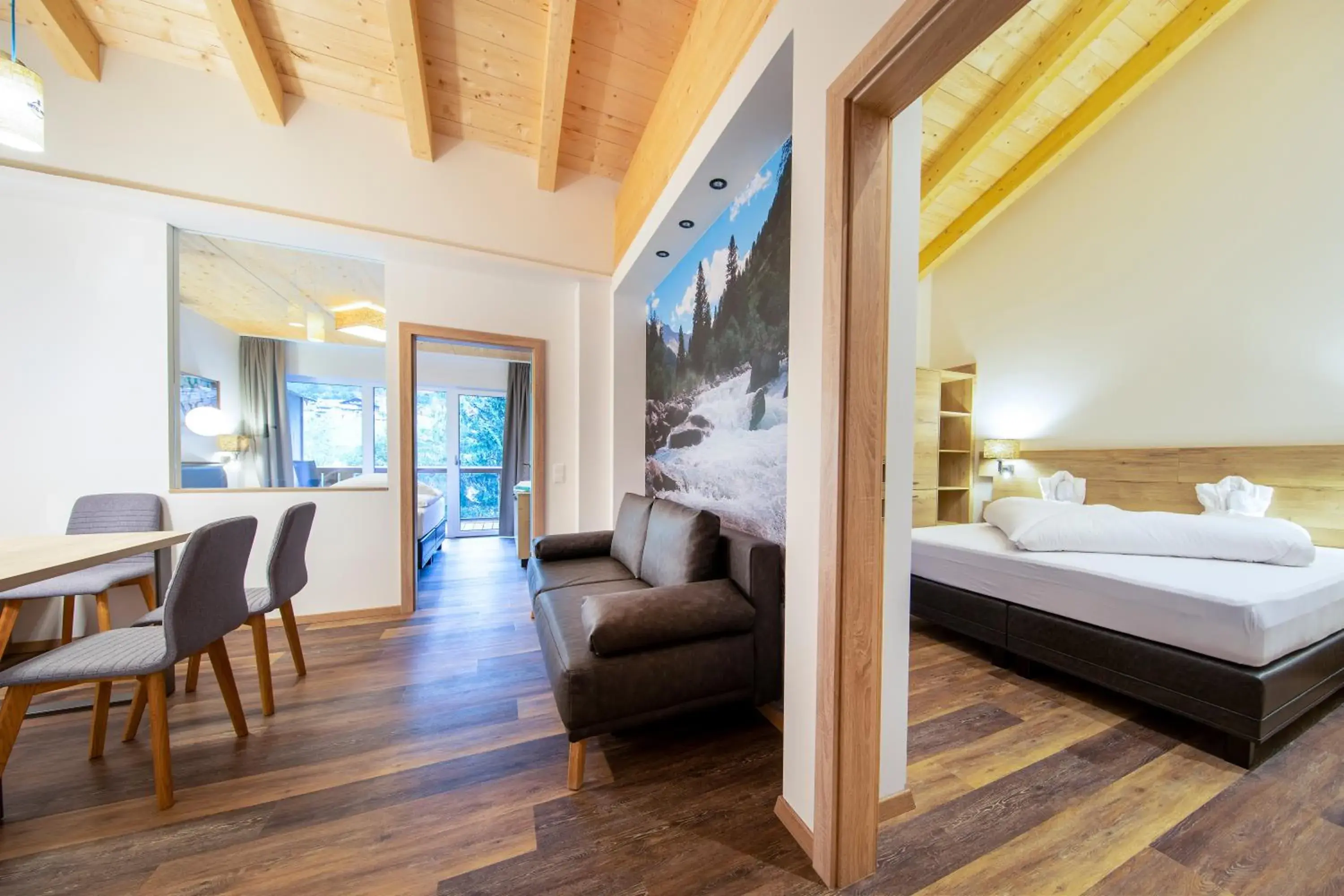 Deluxe Double Studio - single occupancy in Hotel Post Krimml Deluxe Double Studio - single occupancy in Hotel Post Krimml