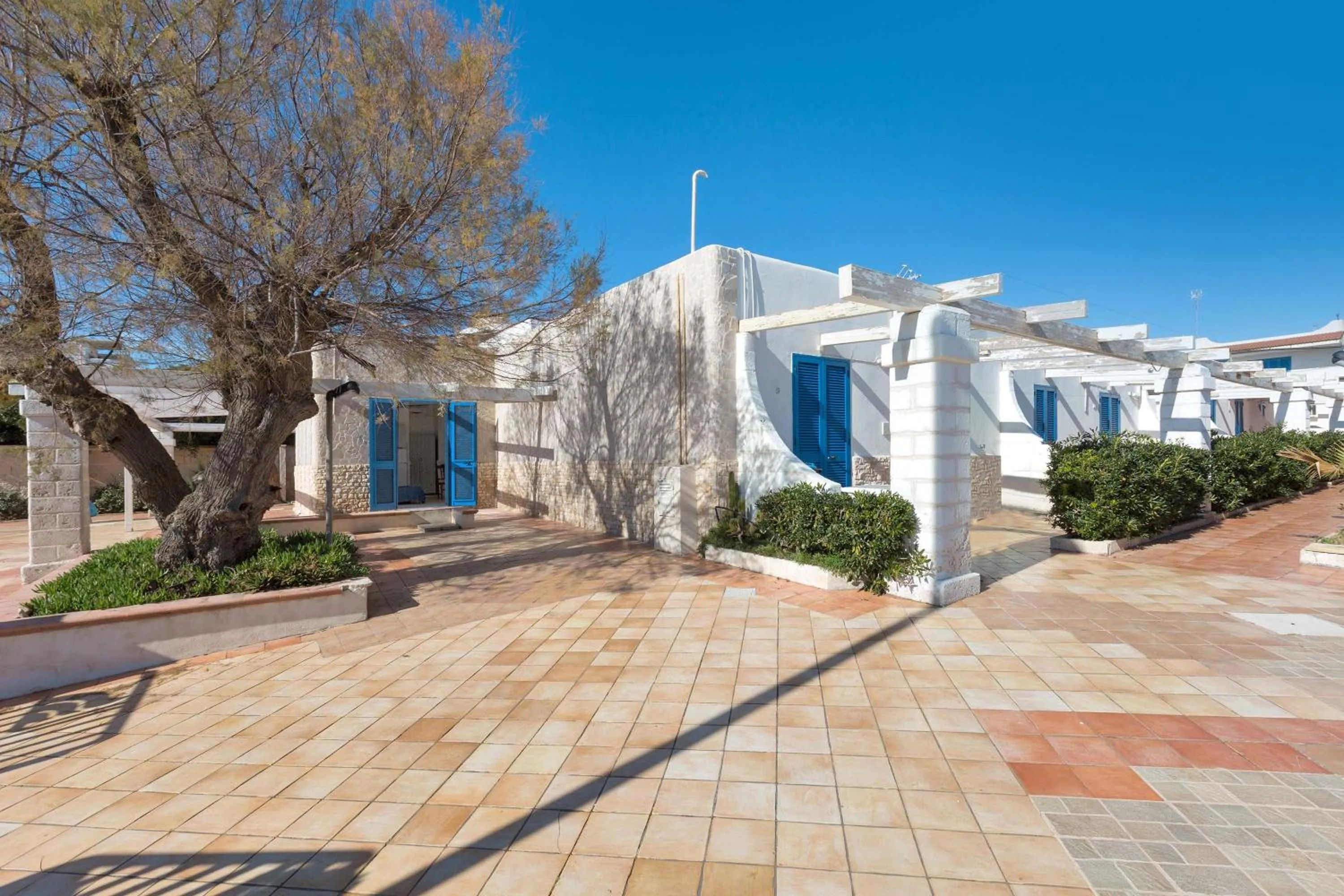 Property building in Residence La Scogliera