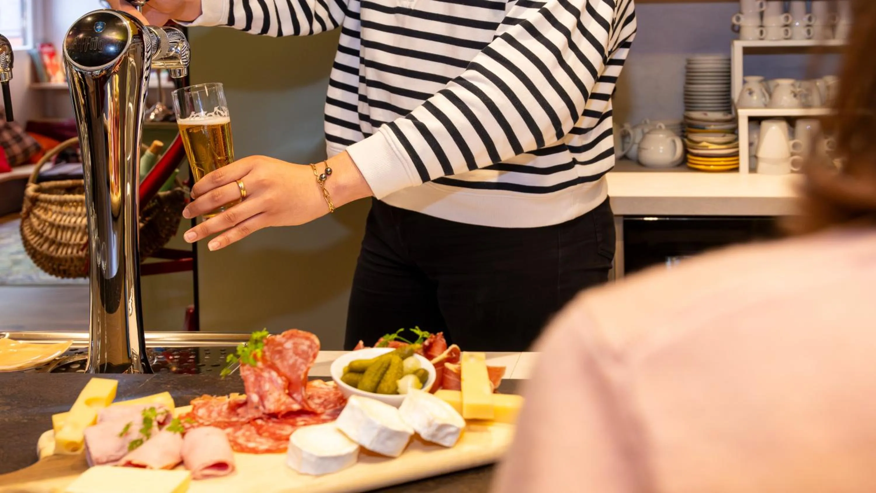 Food and drinks in greet Hotel Massieux Lyon Nord