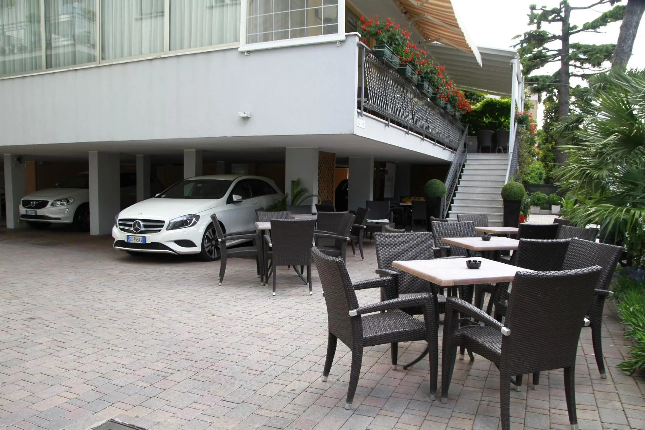 Facade/entrance in Hotel Bellerofonte
