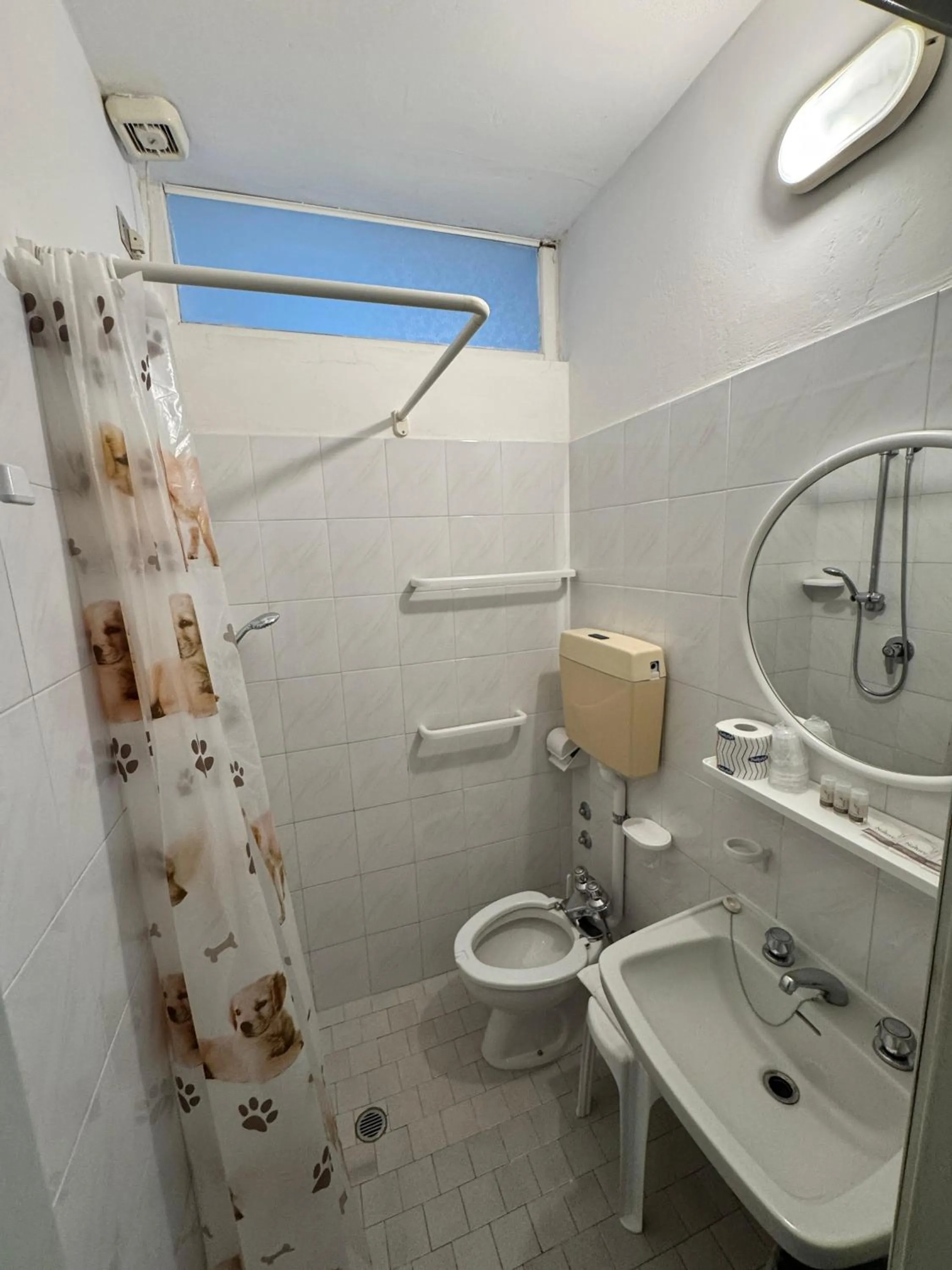 Bathroom in Hotel Urania Nuova Gestione