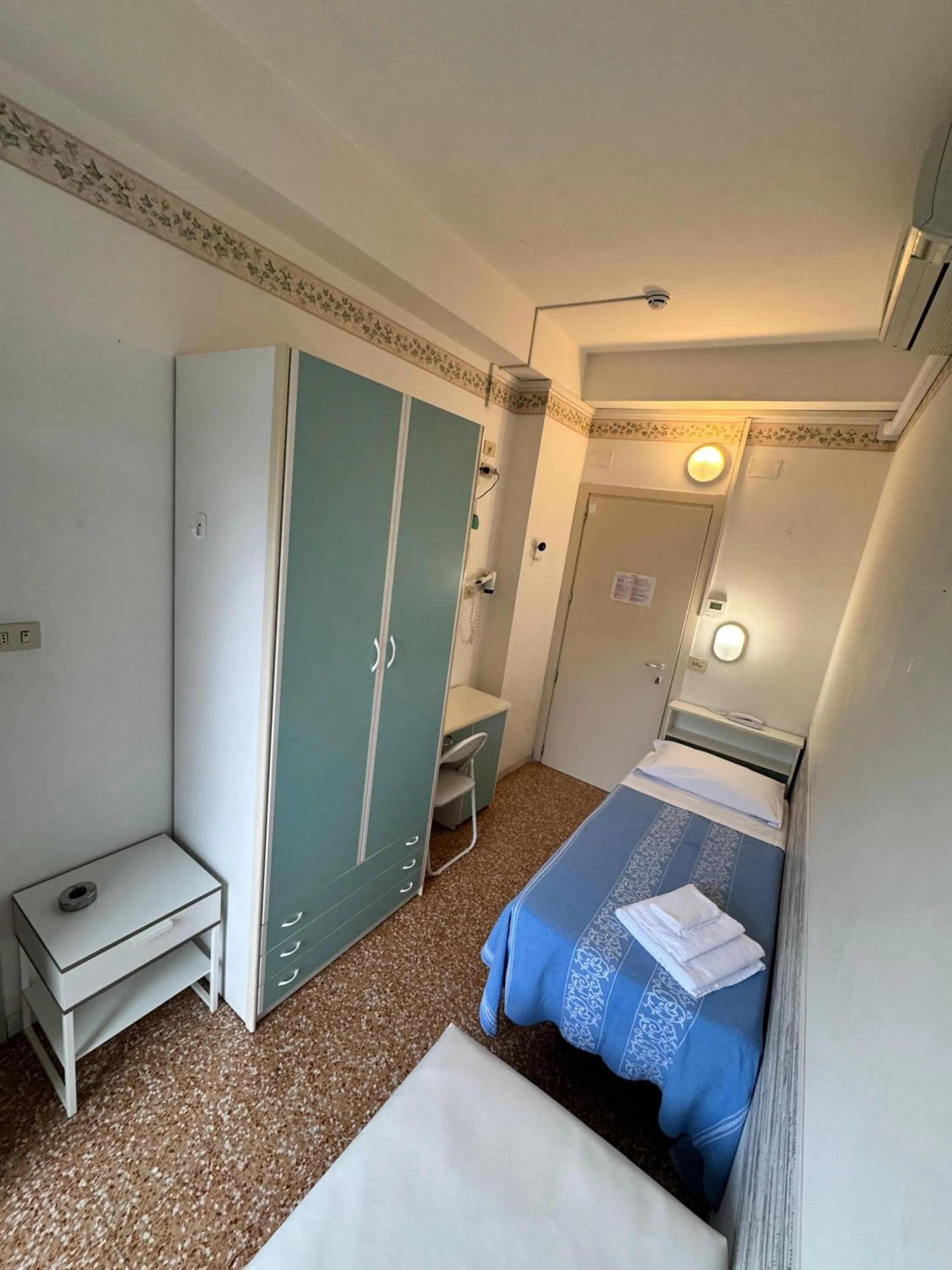 Bedroom, Bed in Hotel Urania Nuova Gestione