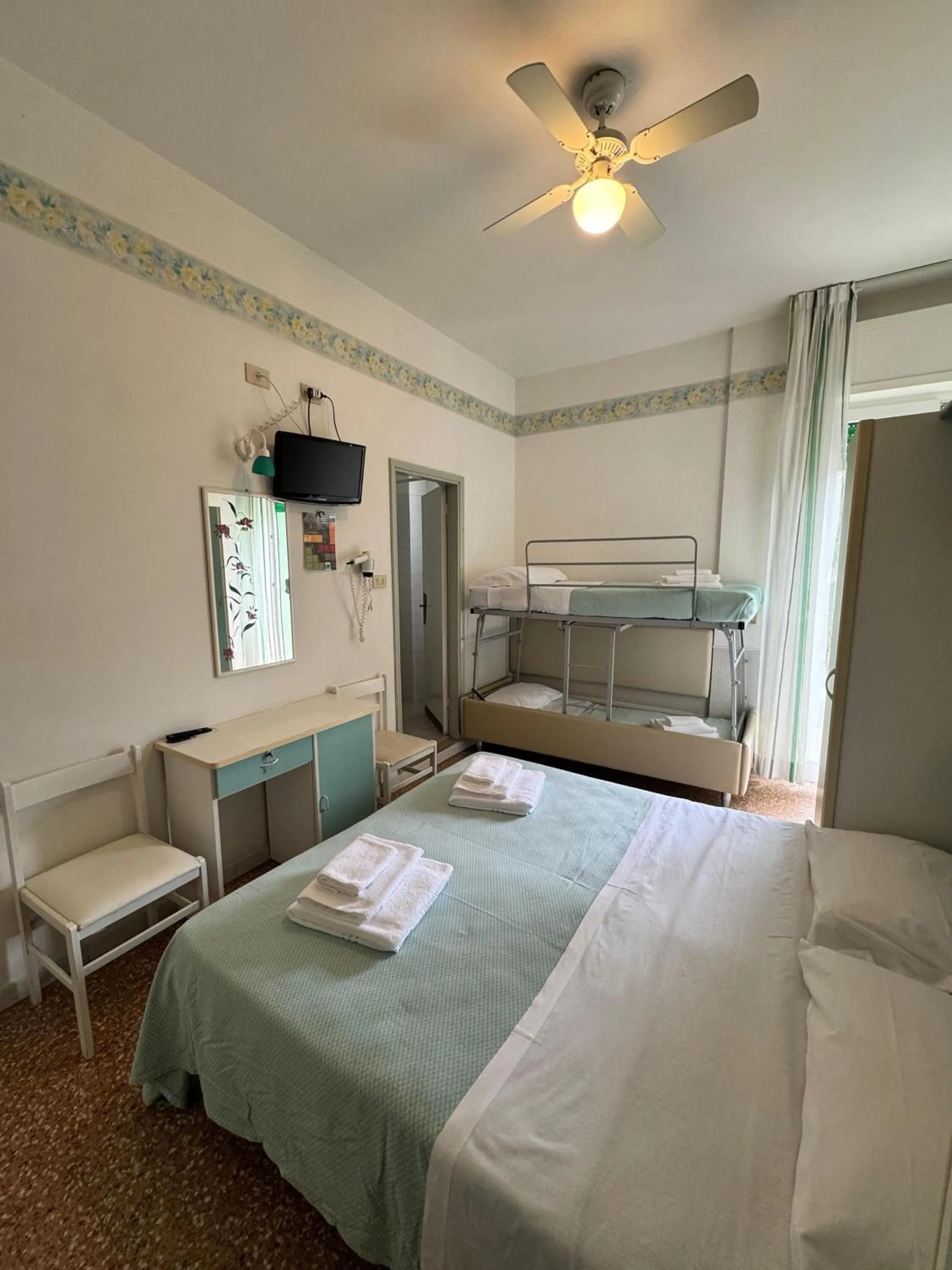Bedroom, Bed in Hotel Urania Nuova Gestione