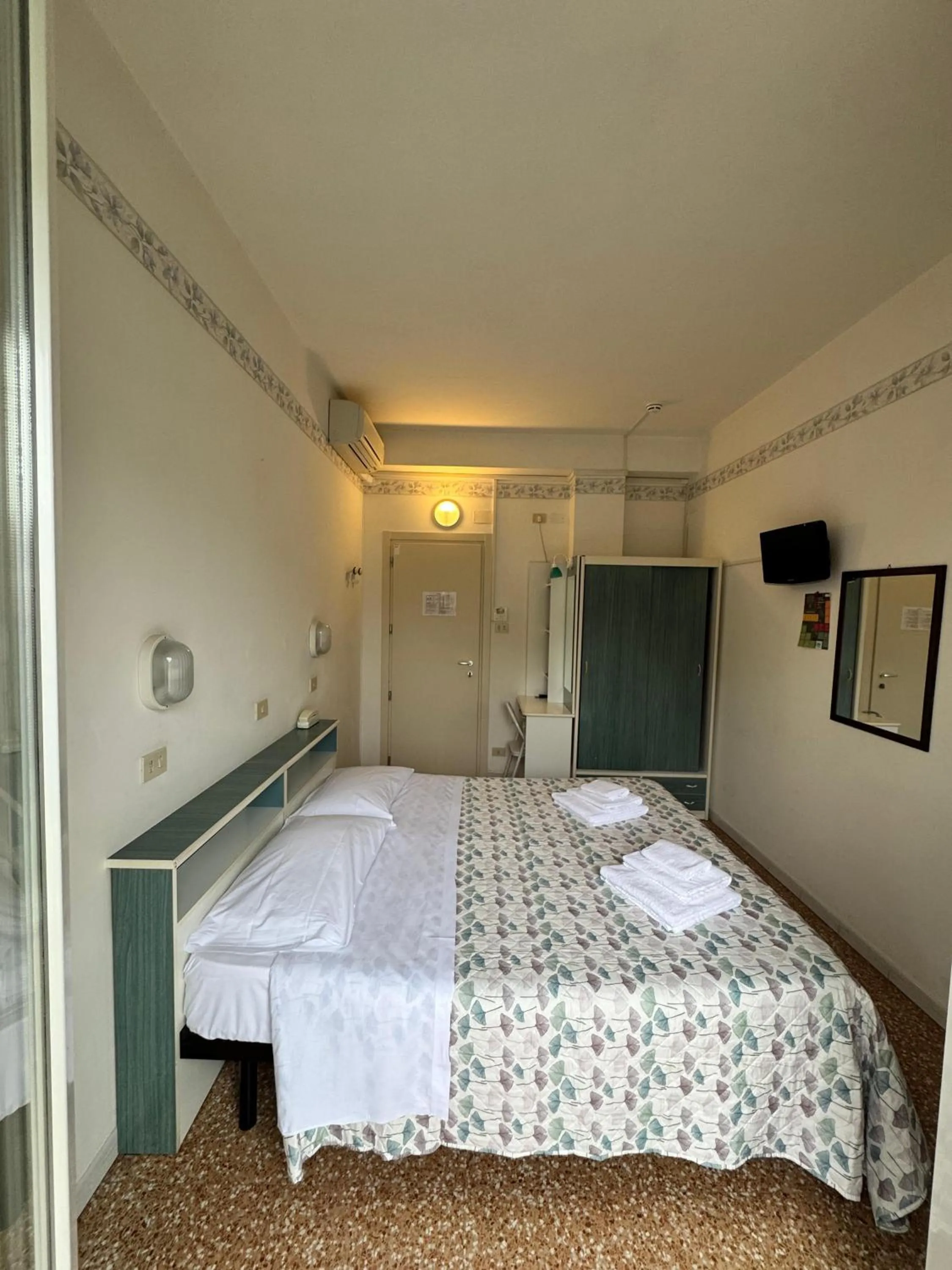 Bedroom, Bed in Hotel Urania Nuova Gestione