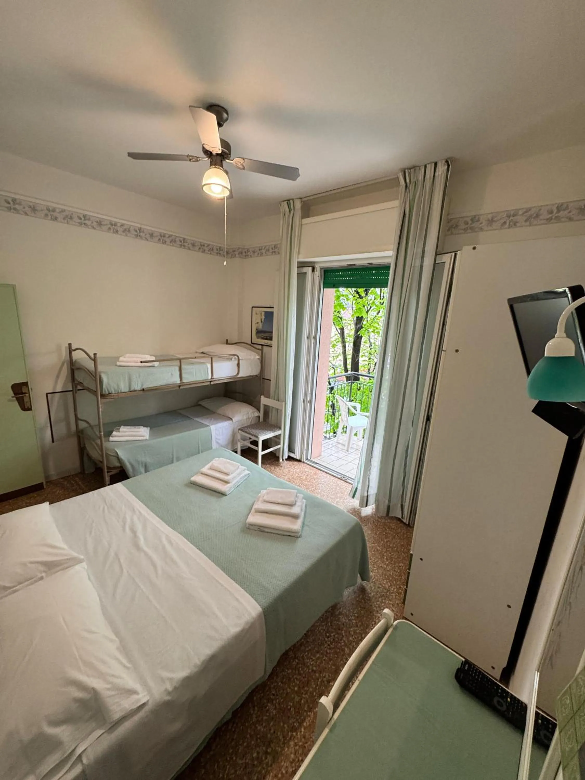 Bedroom, Bed in Hotel Urania Nuova Gestione