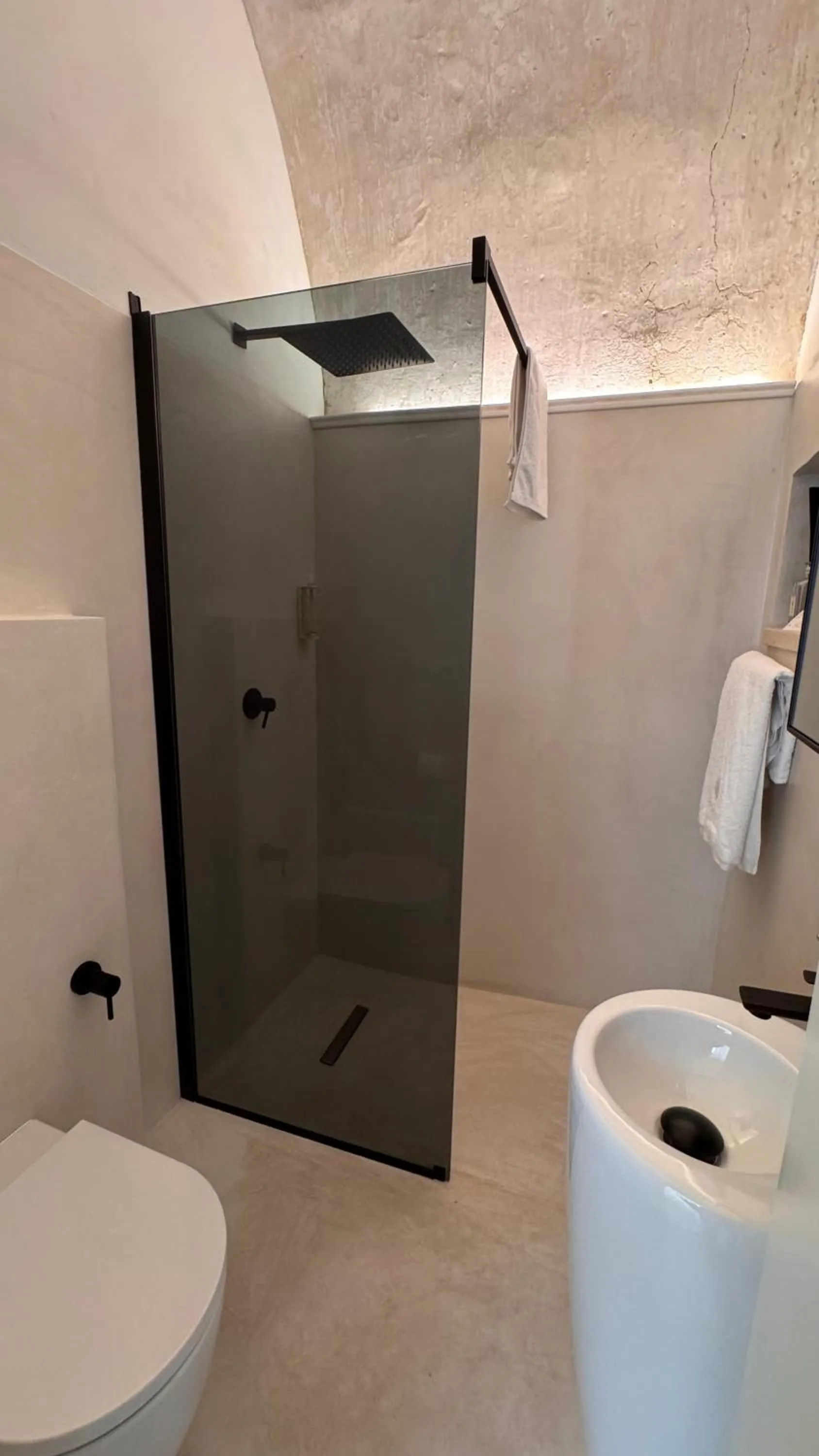 Shower in Agata Salento Luxury Home