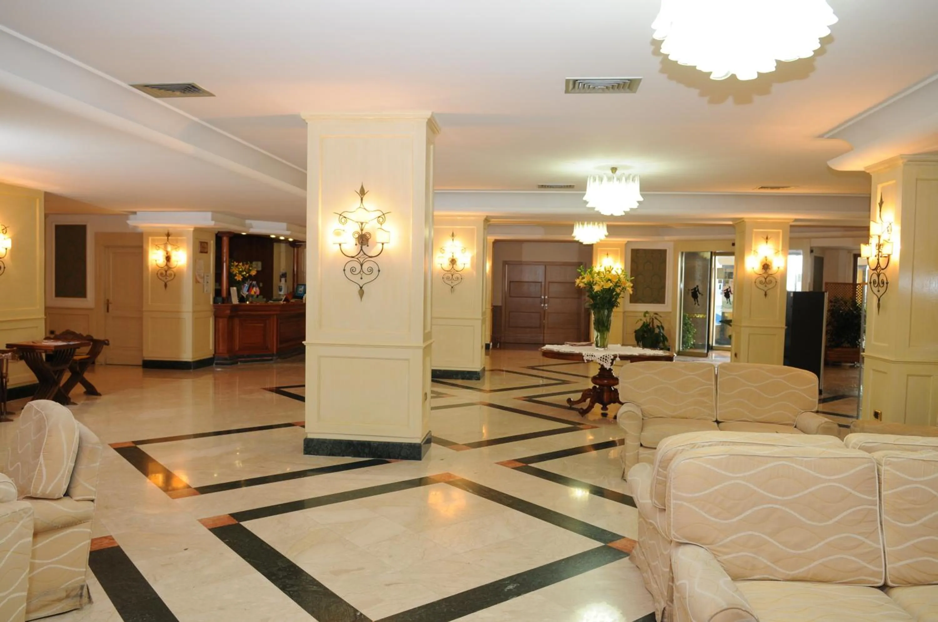 Lobby or reception in Hotel Ristorante La Lanterna