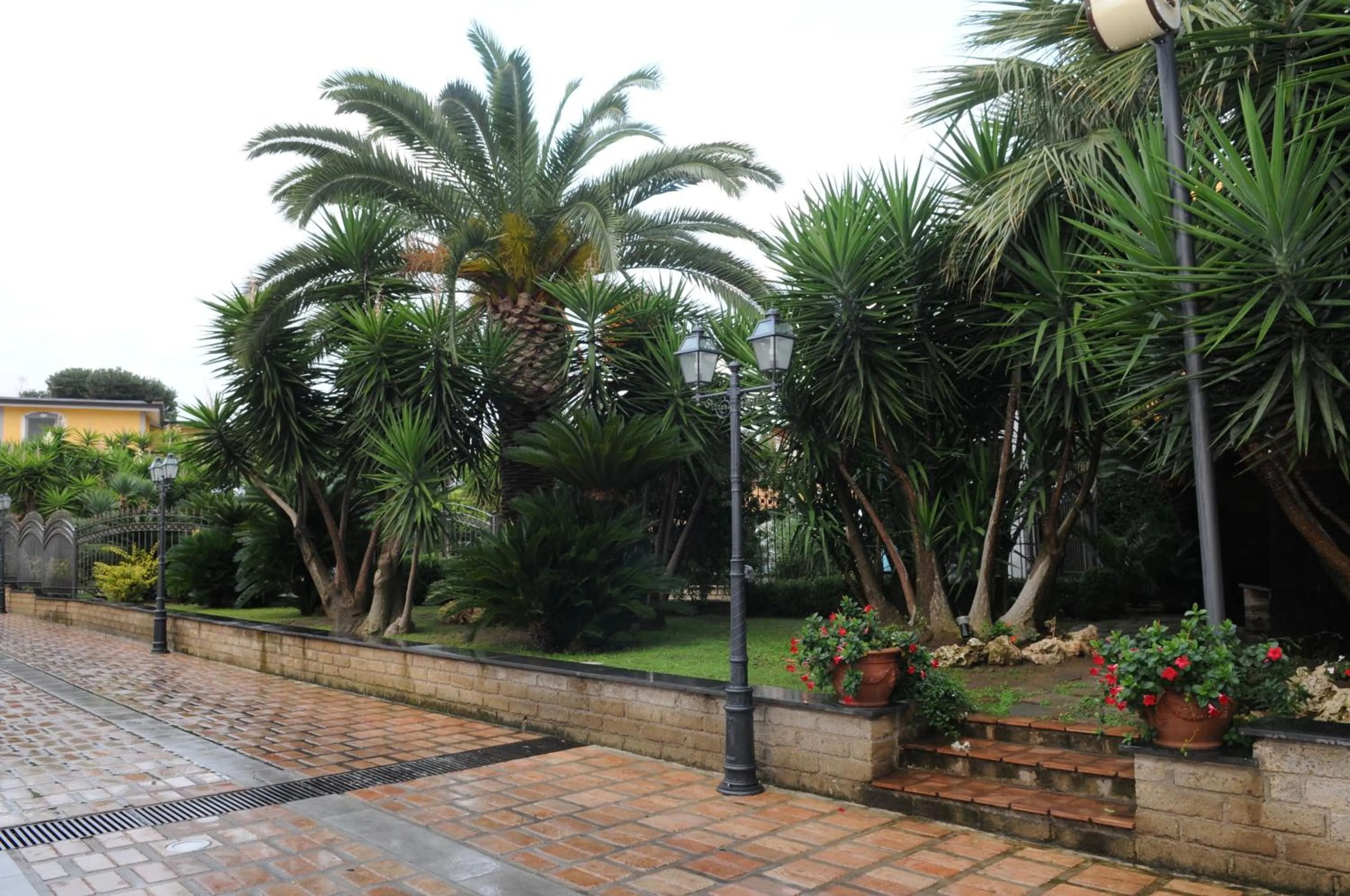 Garden in Hotel Ristorante La Lanterna