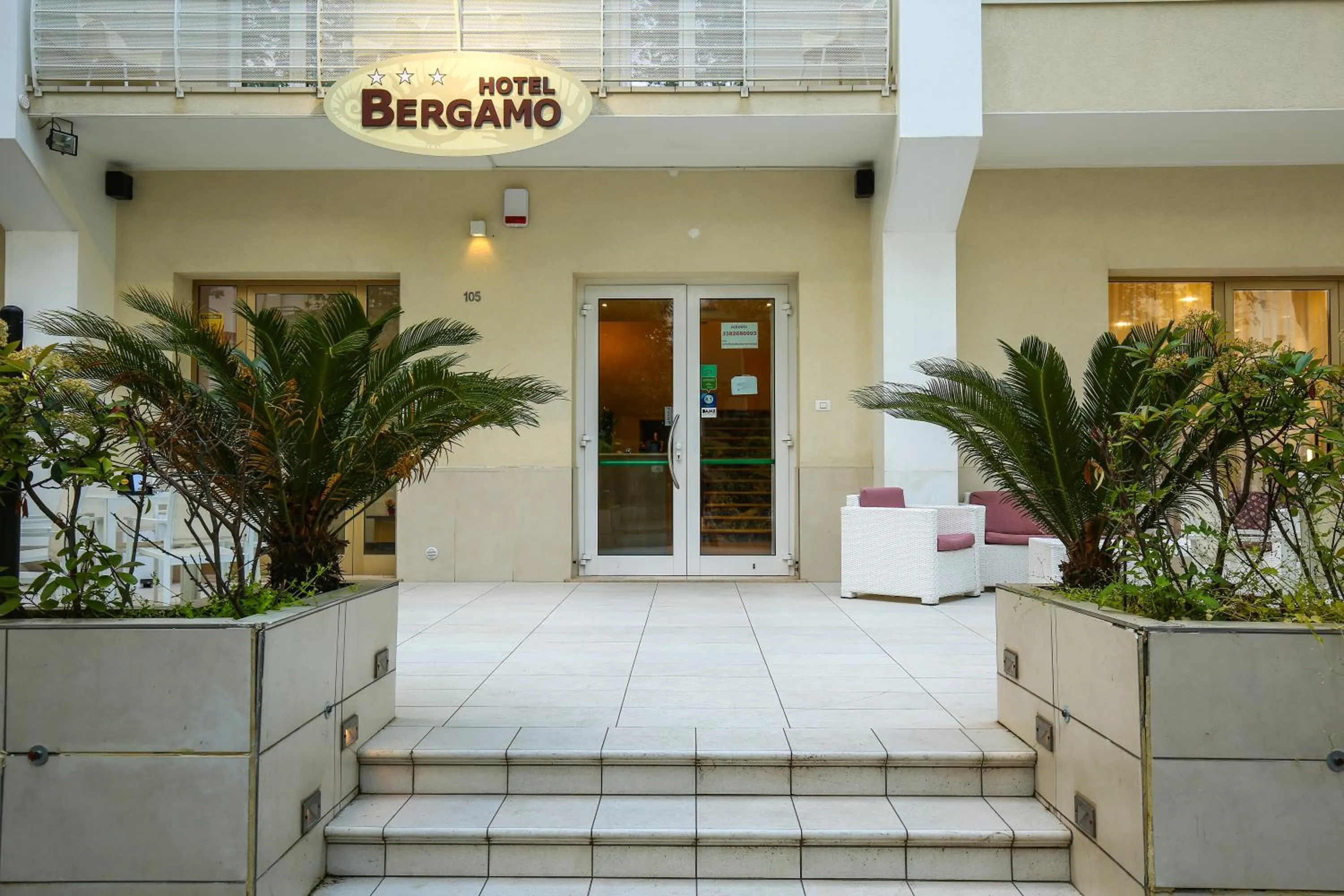 Facade/entrance in Hotel Bergamo