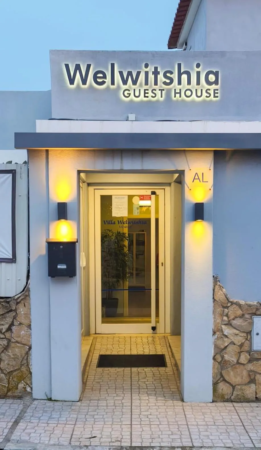 Facade/entrance in Villa Welwitshia