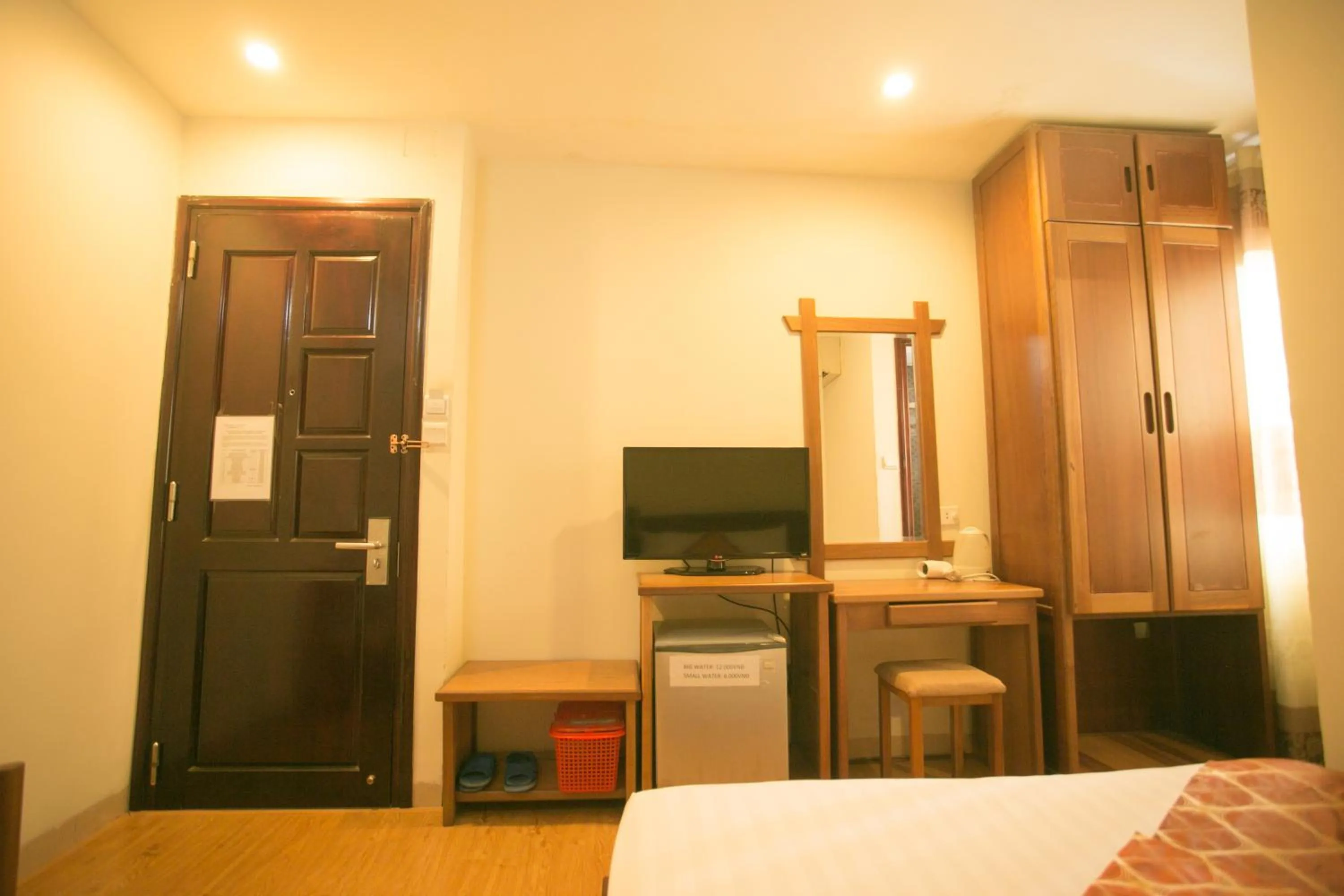 Bed in Golden Sea Hotel