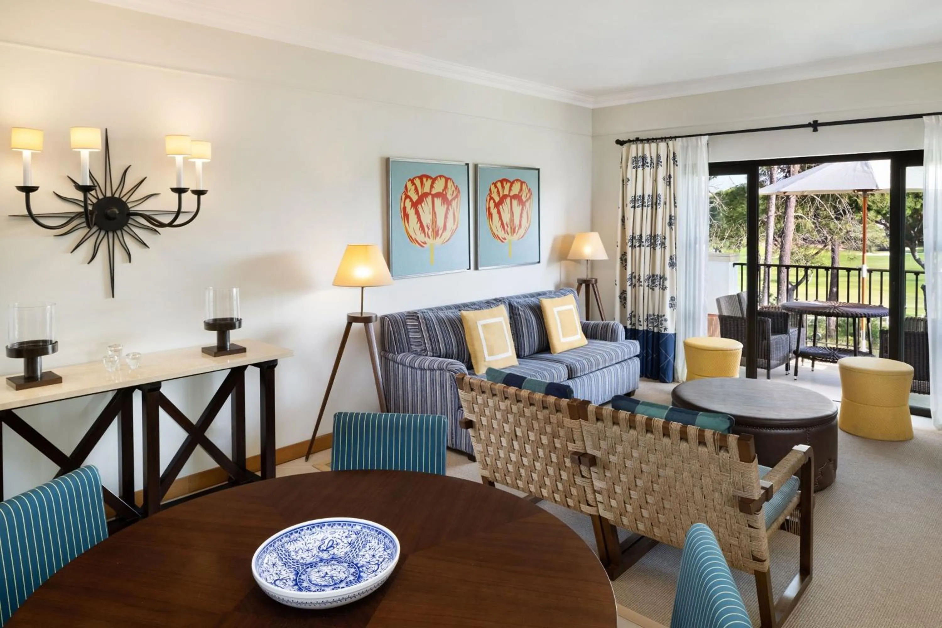 Living room in Pine Cliffs Residence, a Luxury Collection Resort, Algarve