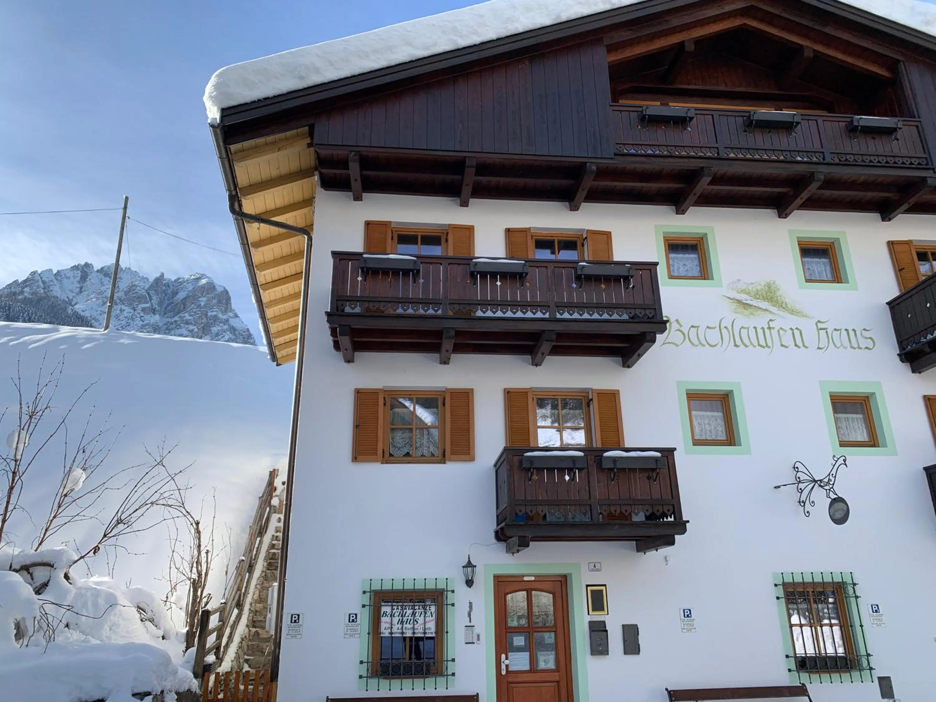 Property building in Bachlaufen Haus