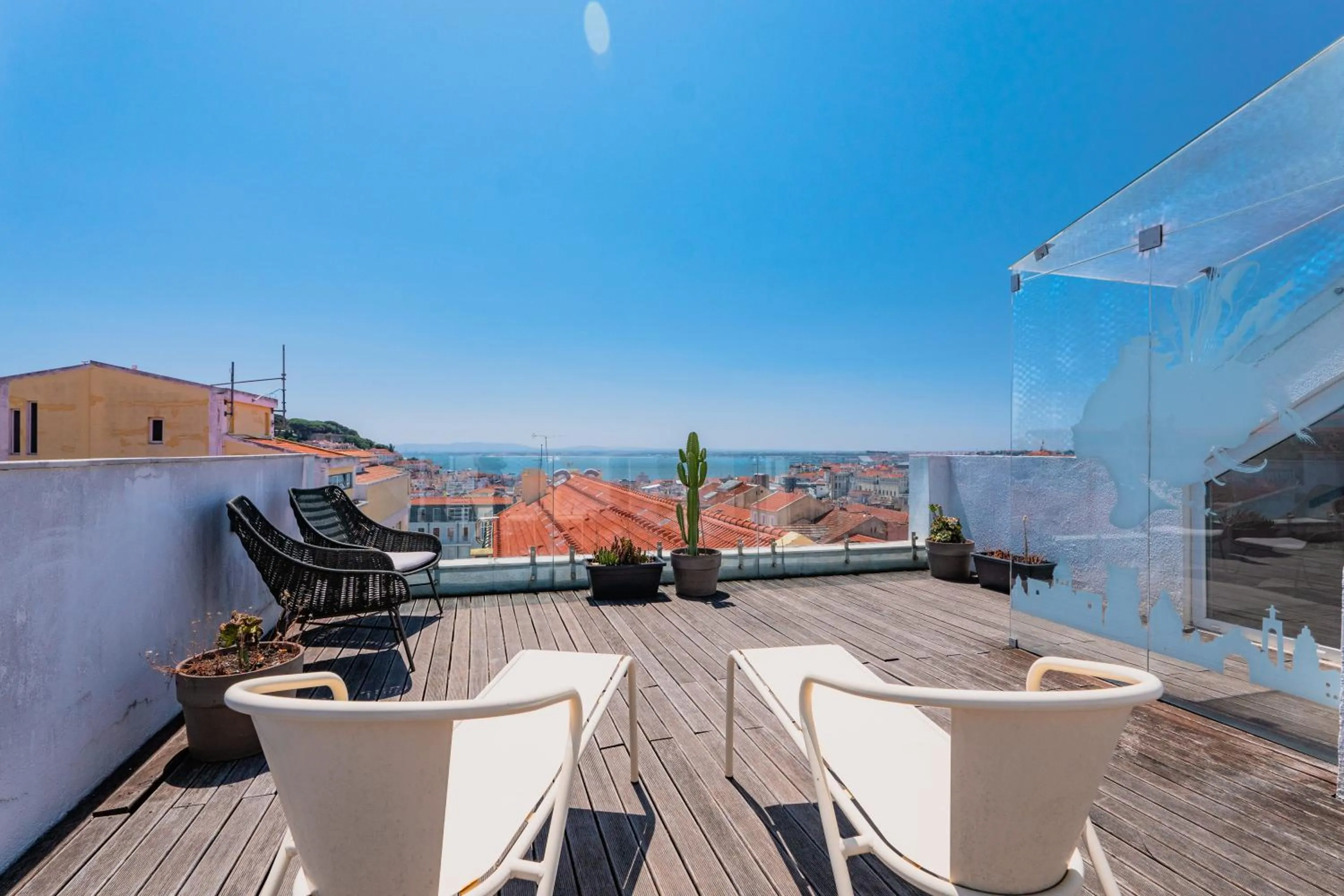 View (from property/room) in Quinta Colina by Shiadu