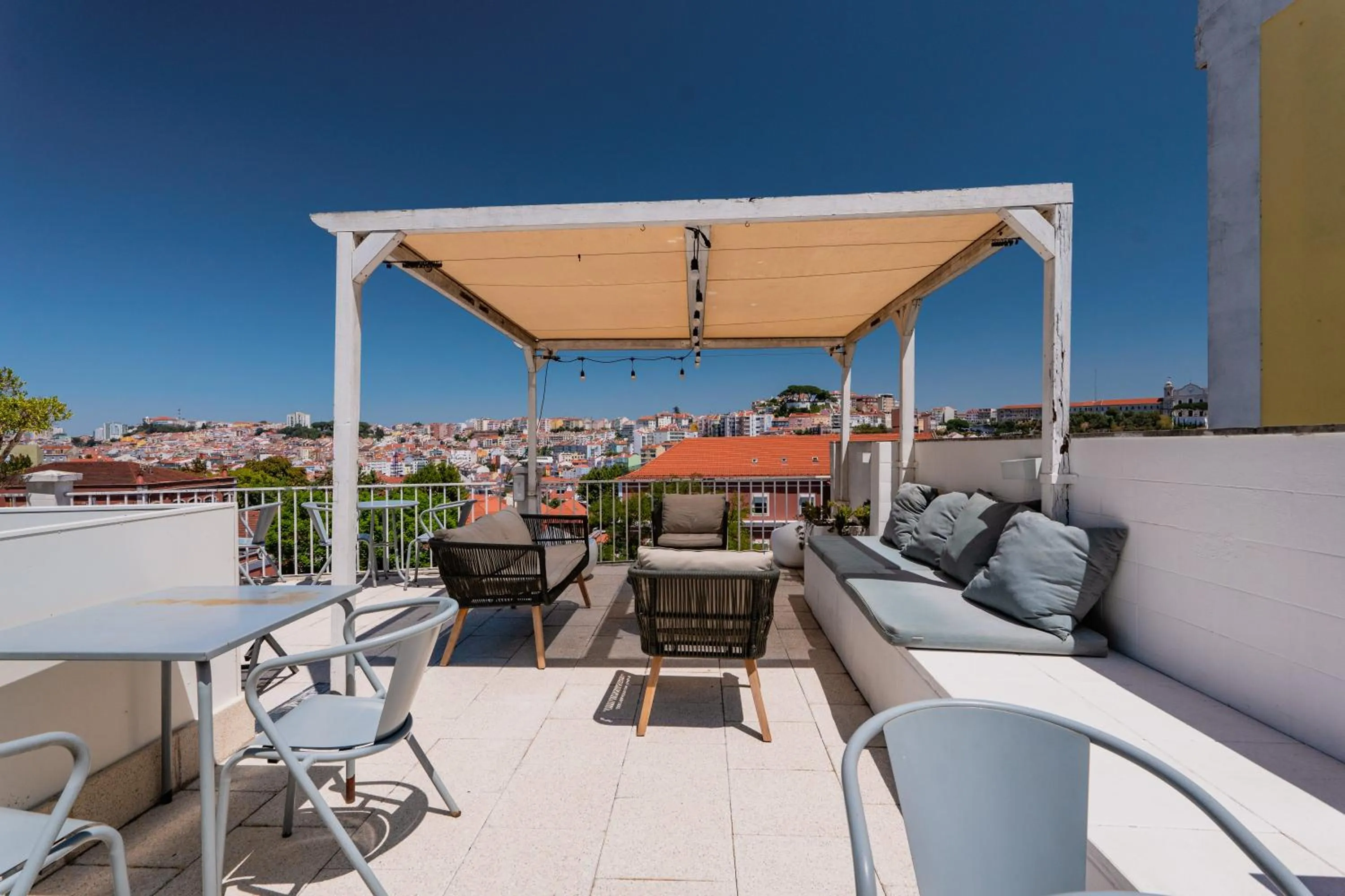 Day in Quinta Colina by Shiadu