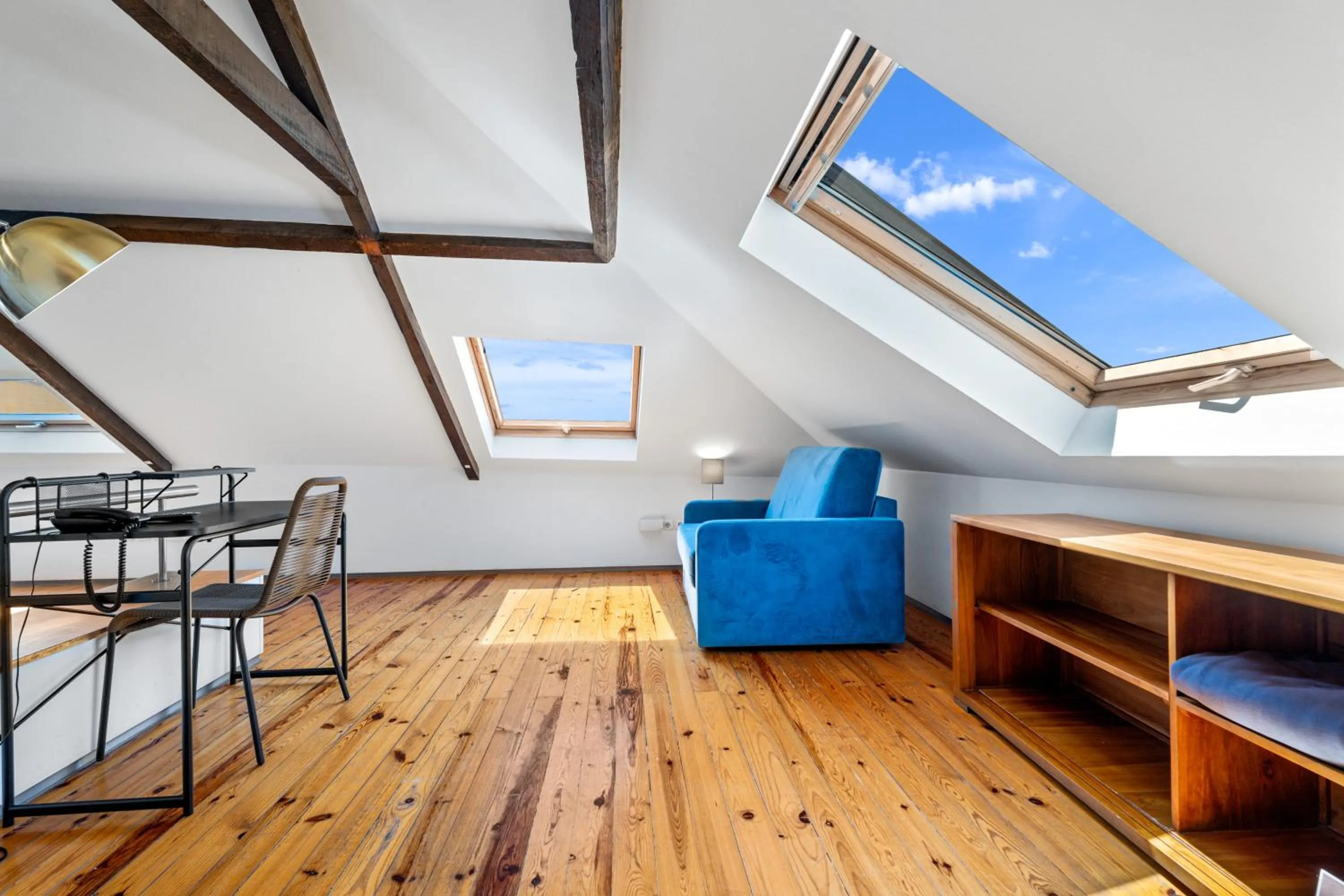 Bed in Quinta Colina by Shiadu