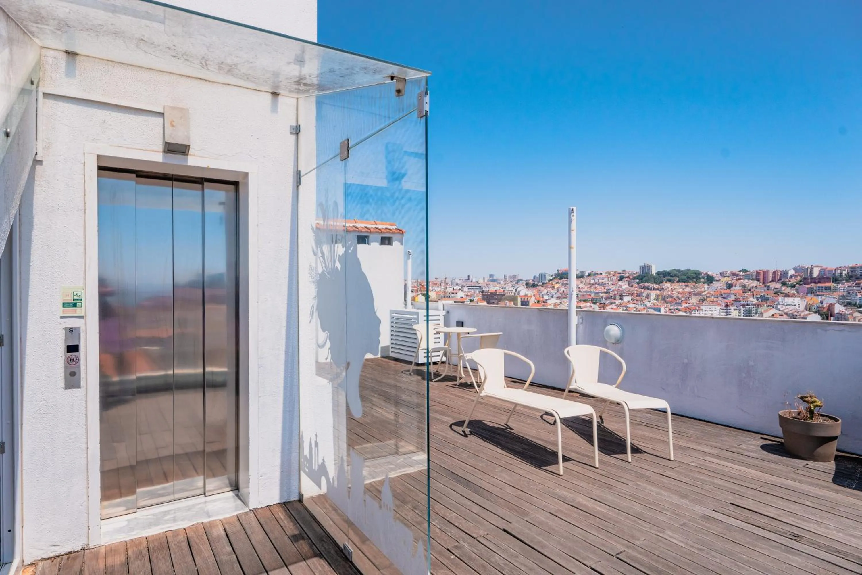 View (from property/room) in Quinta Colina by Shiadu