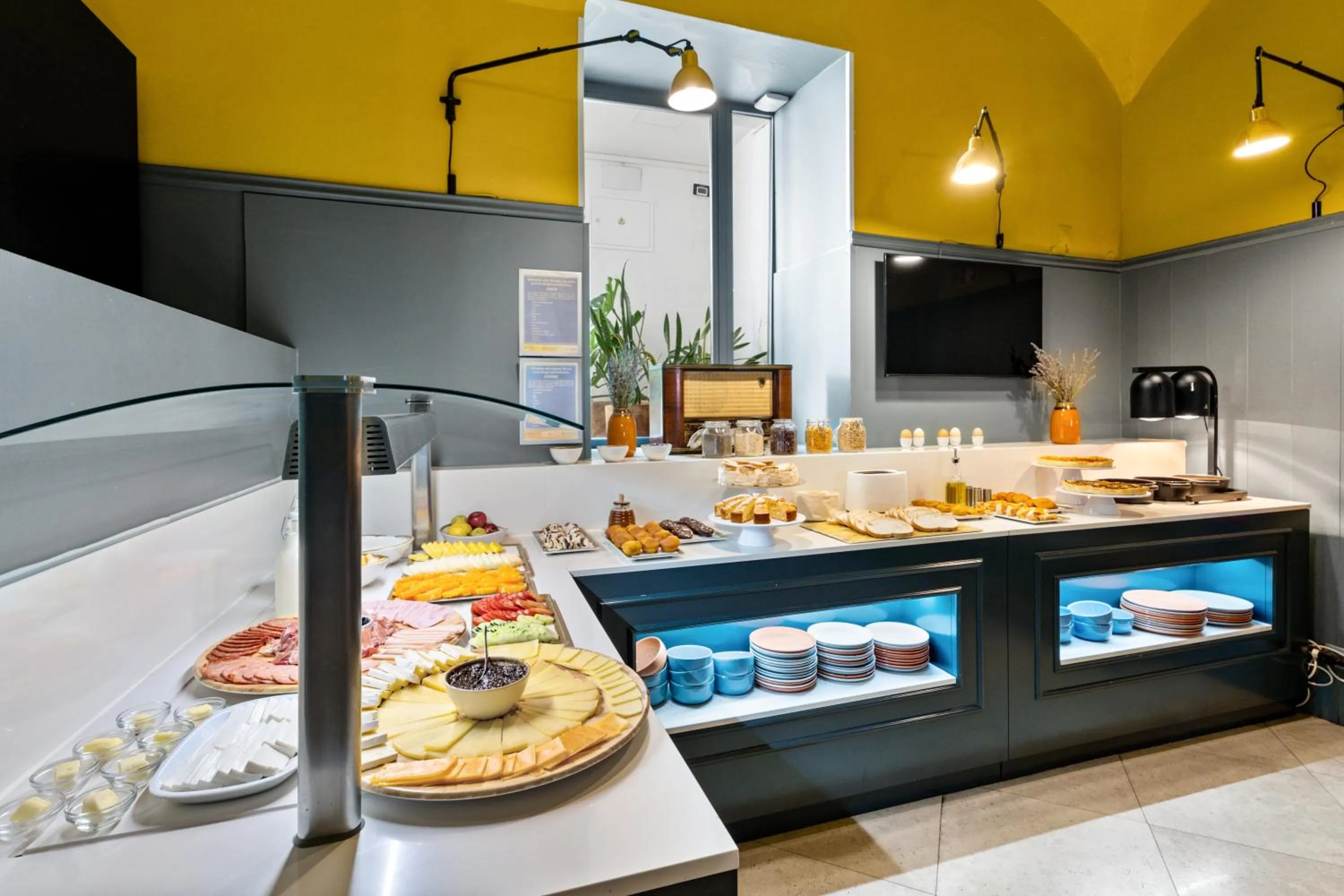 Food and drinks in Quinta Colina by Shiadu